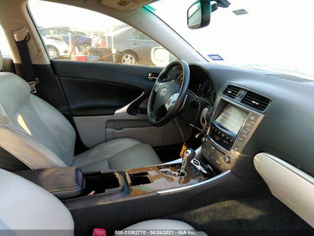 Photo 4 VIN: JTHBF5C22B5143862 - LEXUS IS 250 