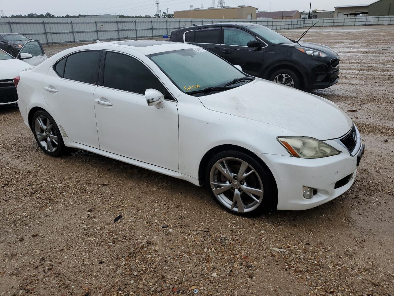 Photo 3 VIN: JTHBF5C23A5110948 - LEXUS IS 