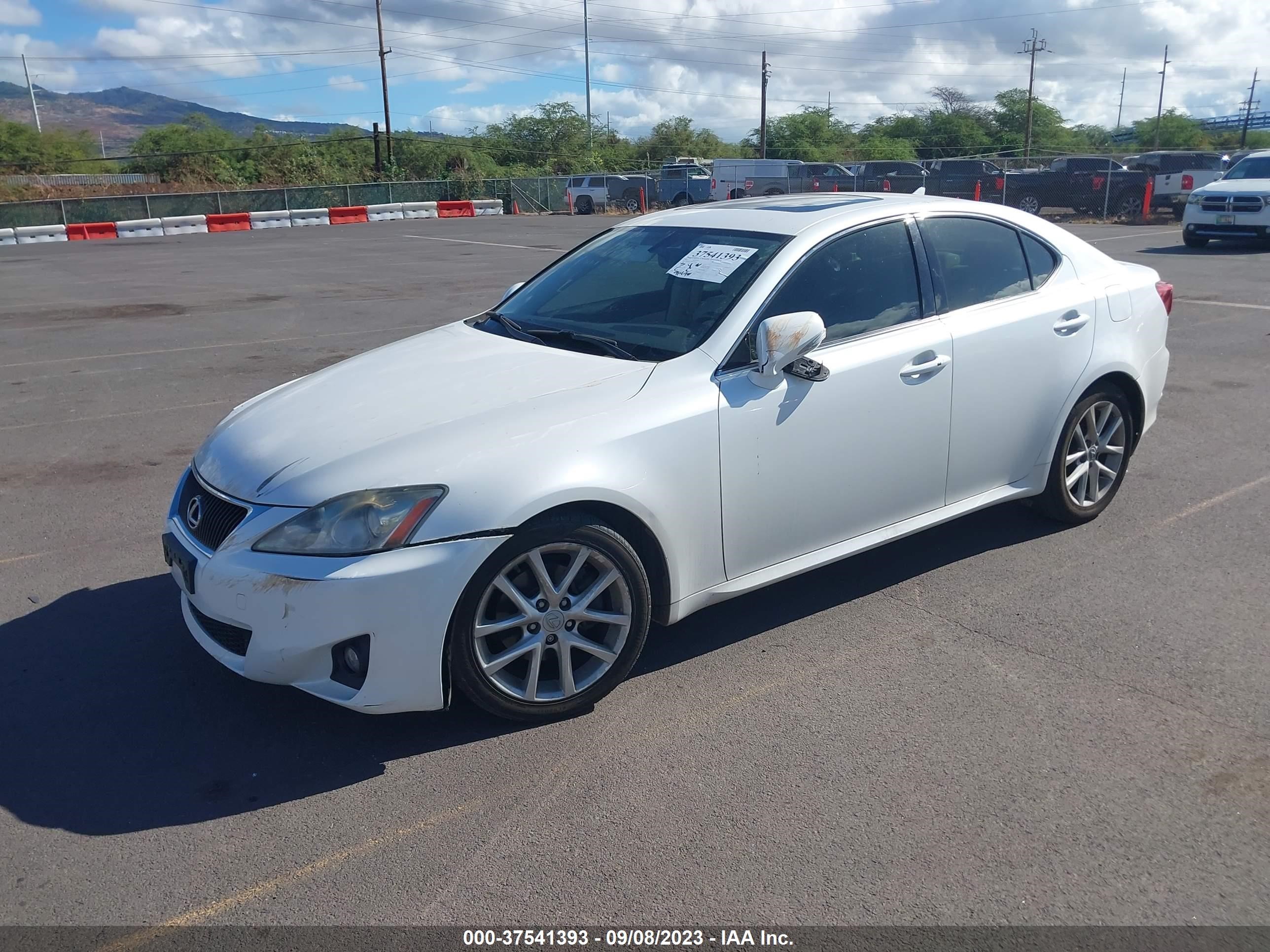 Photo 1 VIN: JTHBF5C23D5193463 - LEXUS IS 