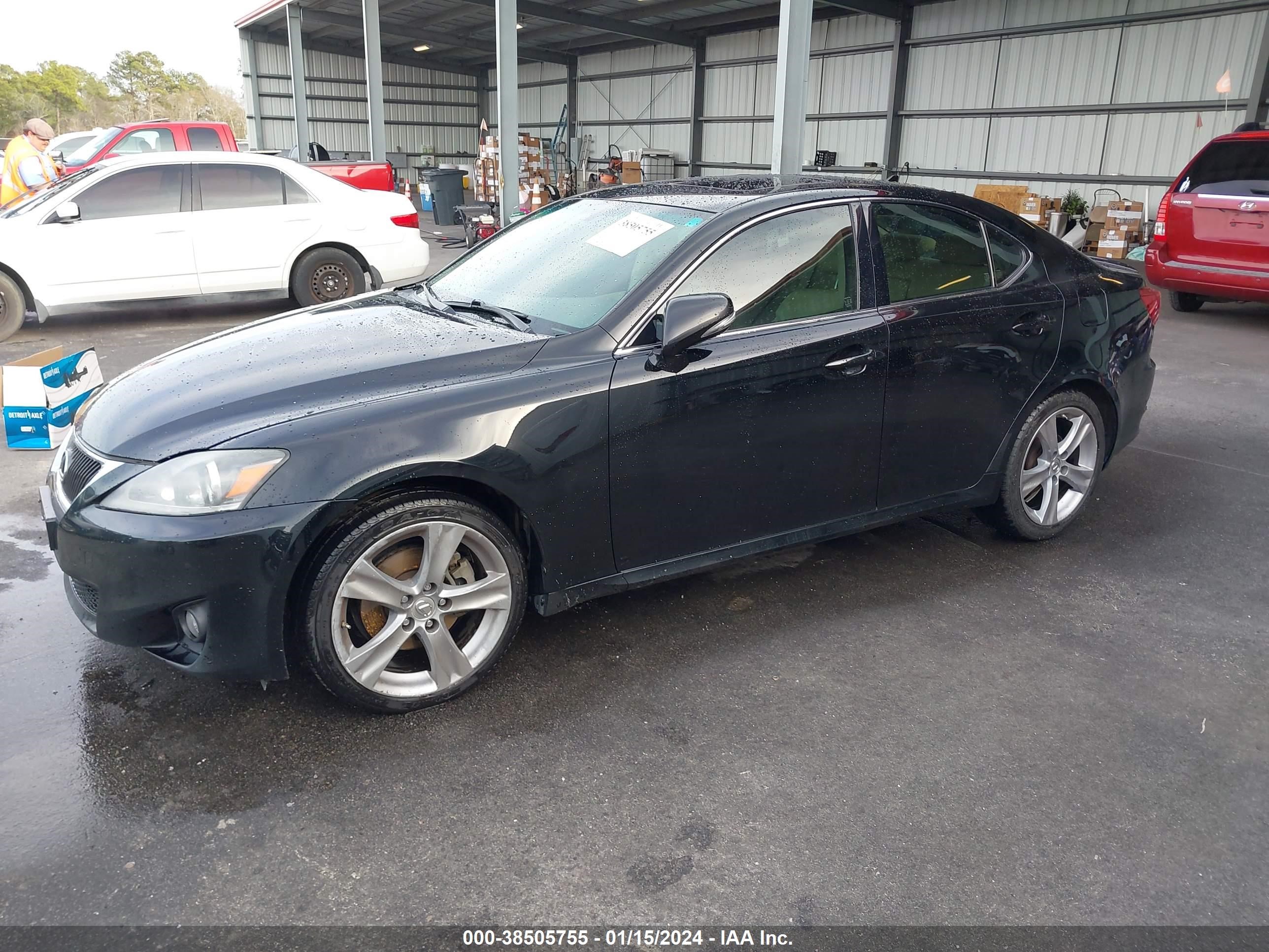 Photo 1 VIN: JTHBF5C25B5145511 - LEXUS IS 