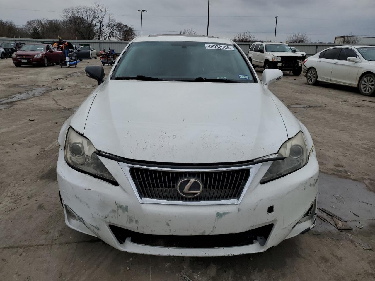 Photo 4 VIN: JTHBF5C26A5119210 - LEXUS IS 