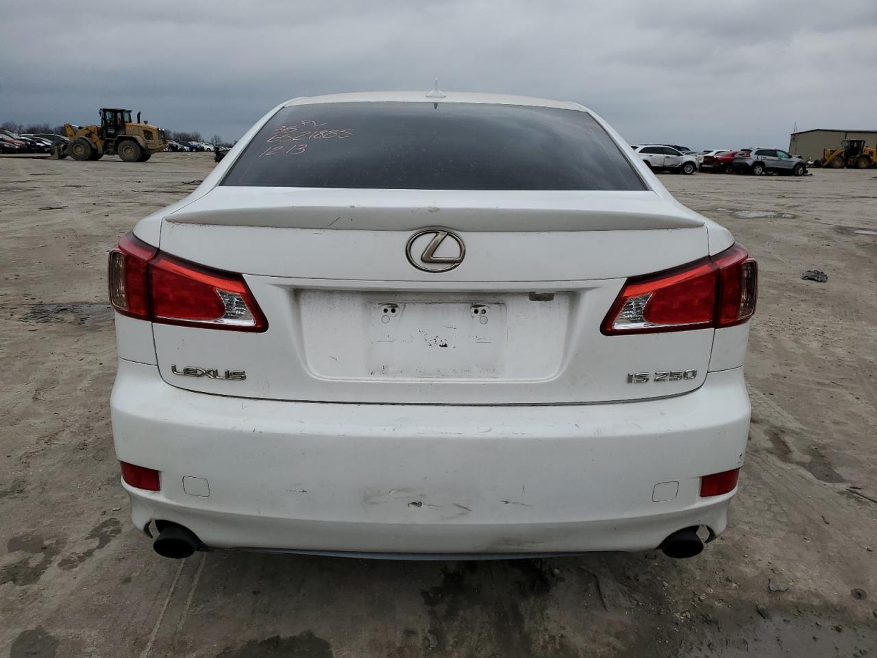 Photo 5 VIN: JTHBF5C26A5119210 - LEXUS IS 