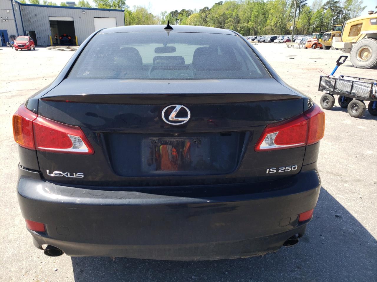 Photo 5 VIN: JTHBF5C26A5124164 - LEXUS IS 