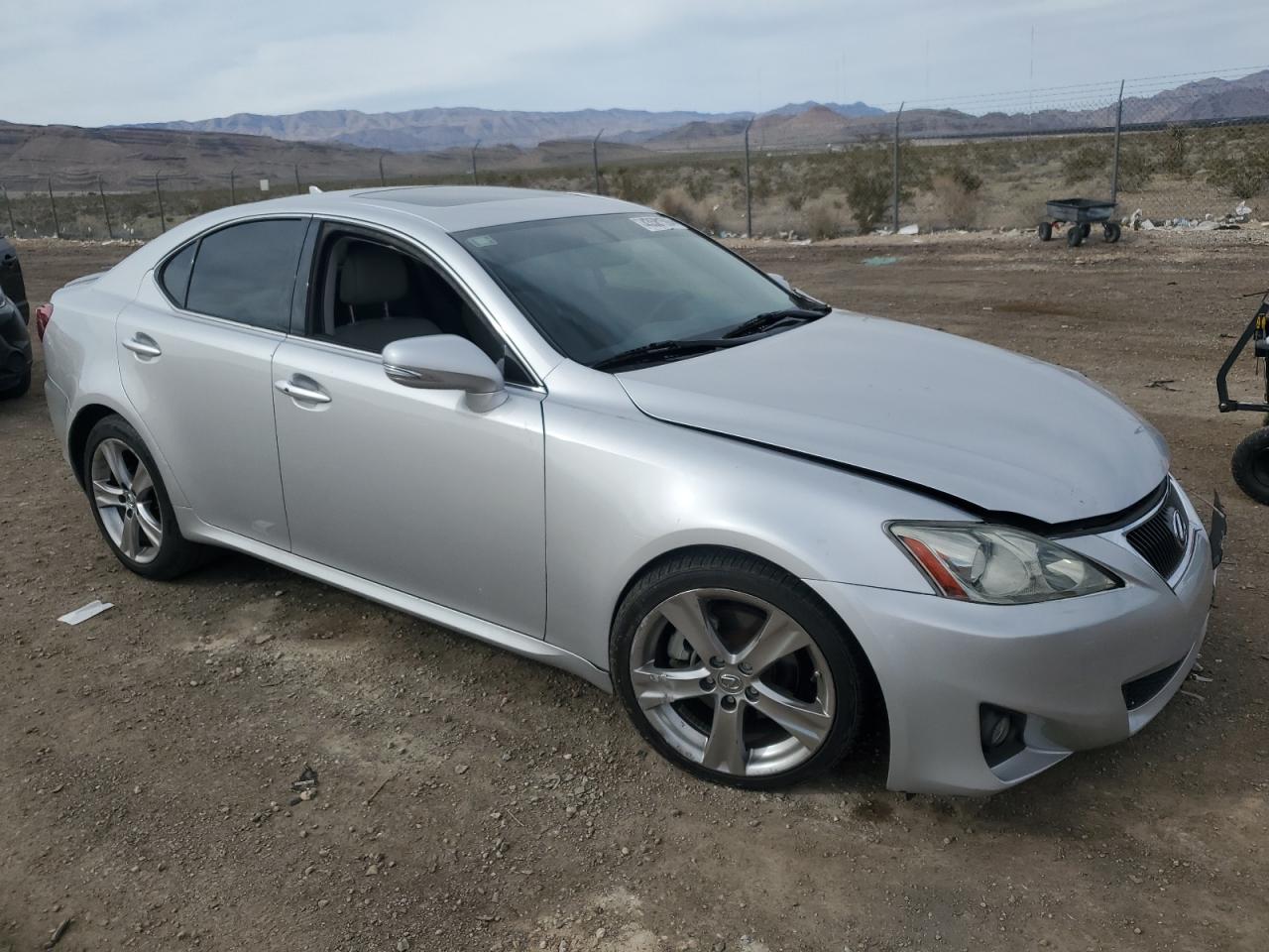 Photo 3 VIN: JTHBF5C26B5129107 - LEXUS IS 