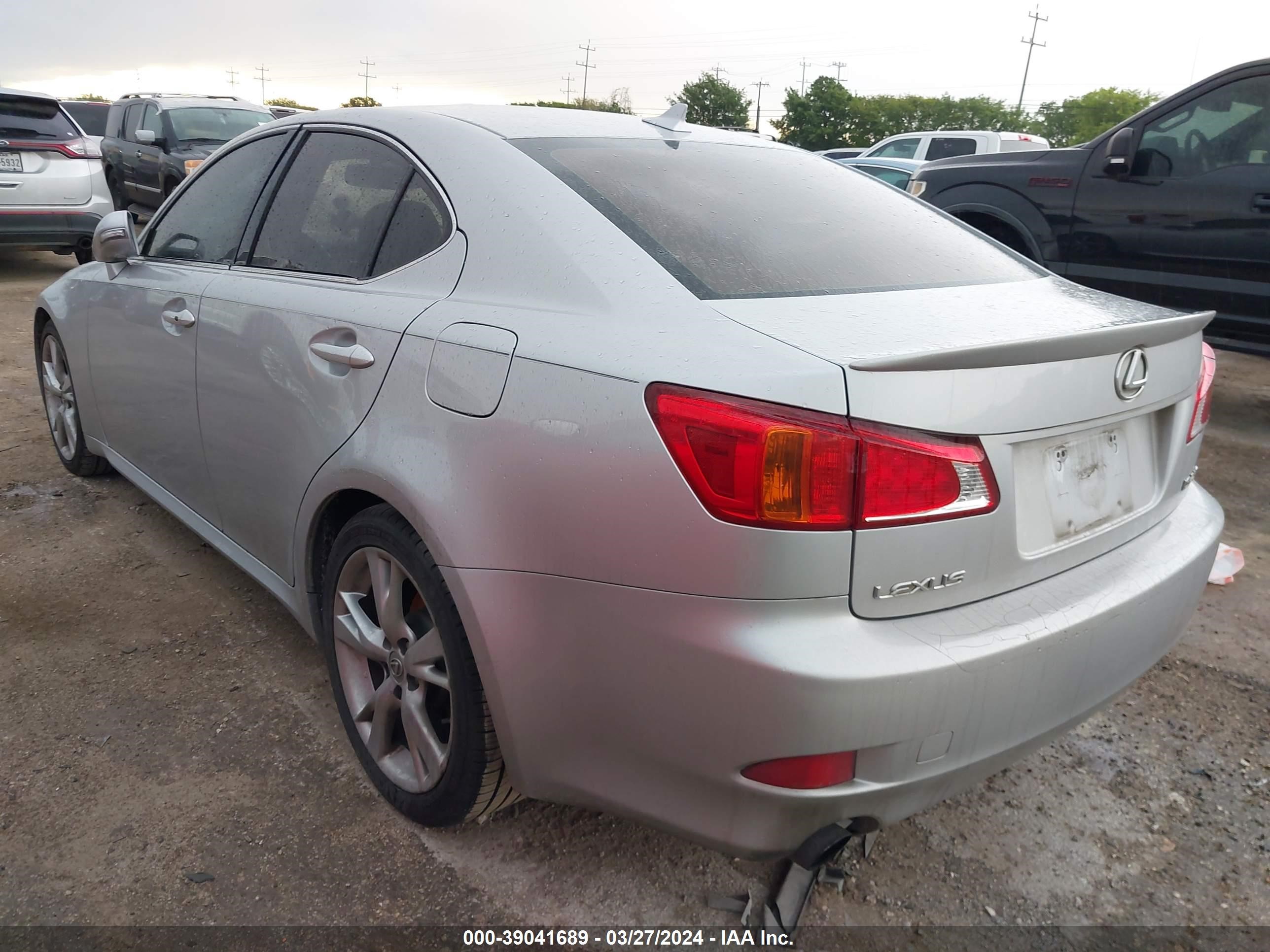 Photo 2 VIN: JTHBF5C27A5107969 - LEXUS IS 