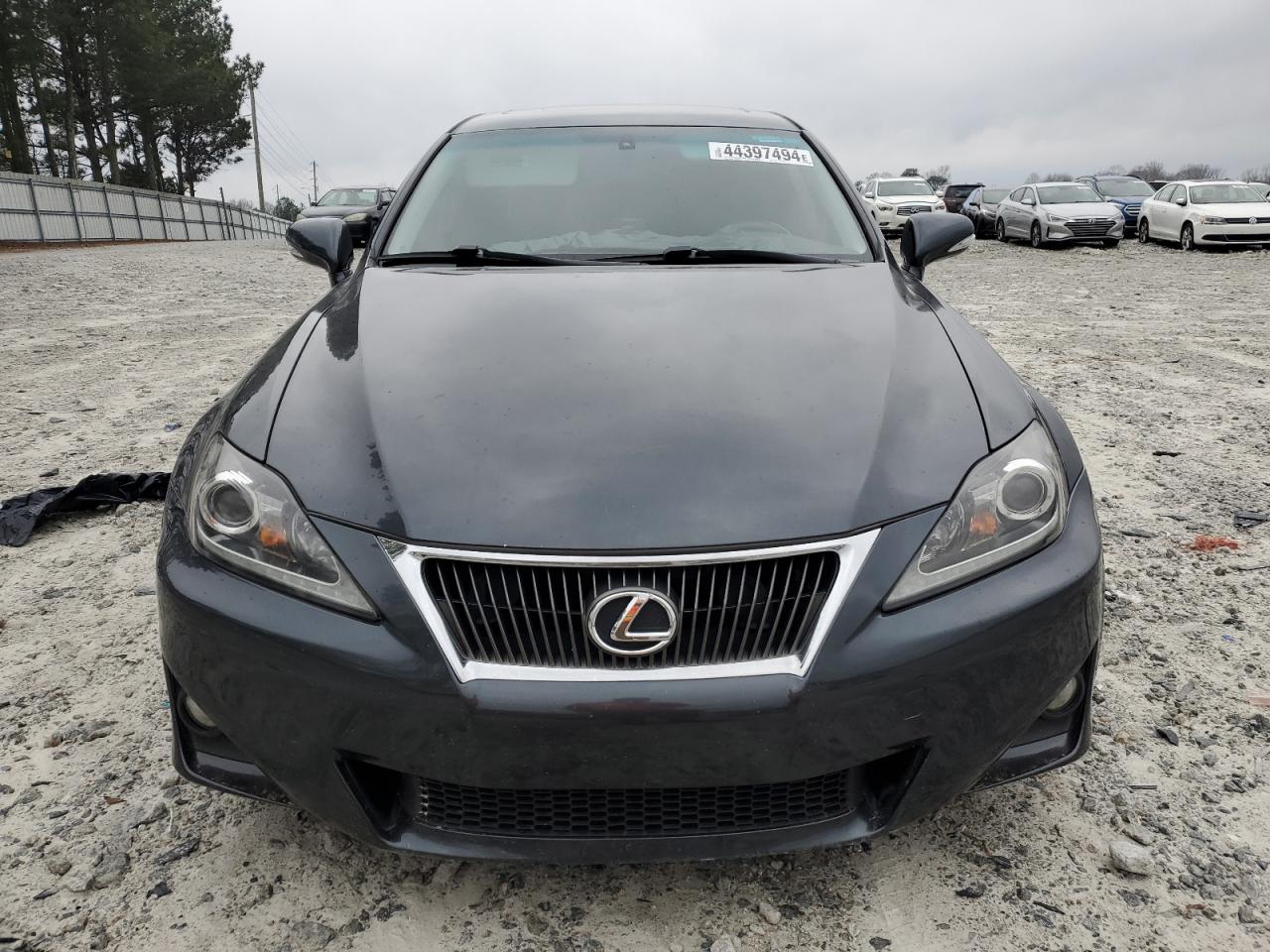 Photo 4 VIN: JTHBF5C27B5130881 - LEXUS IS 