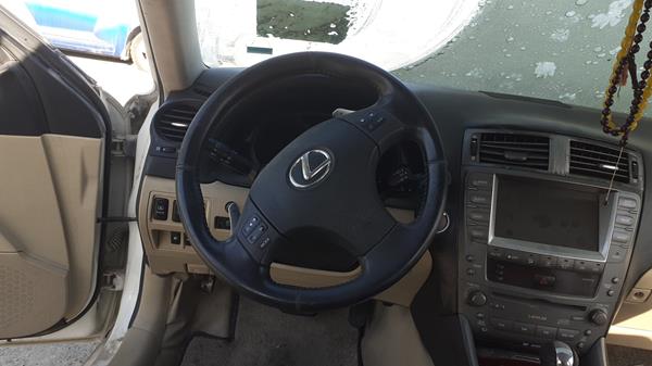 Photo 11 VIN: JTHBG262172005973 - LEXUS IS300 