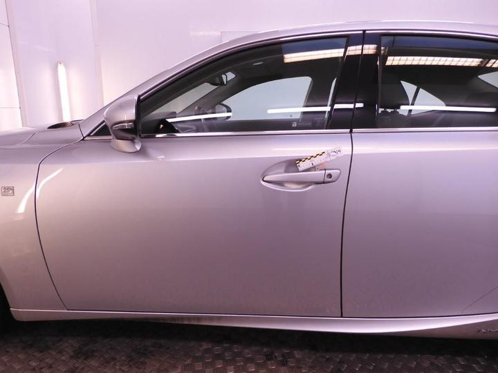 Photo 22 VIN: JTHBH5D2405049729 - LEXUS IS 