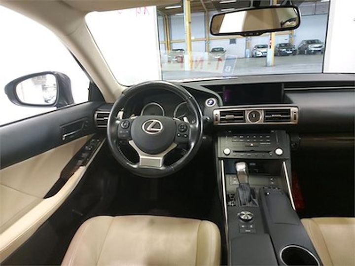 Photo 9 VIN: JTHBH5D2505051893 - LEXUS IS 300H 