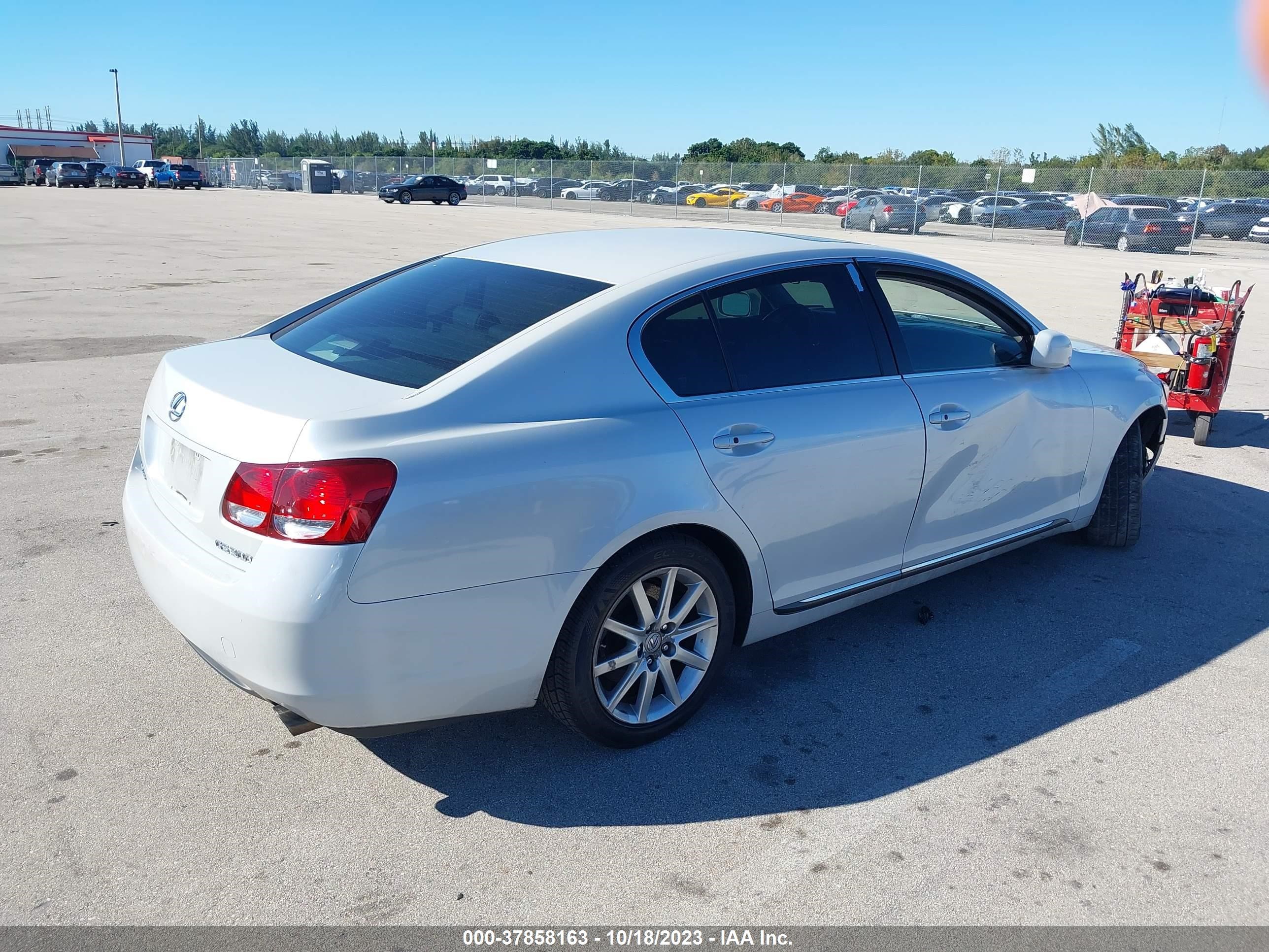 Photo 3 VIN: JTHBH96S565001671 - LEXUS GS 300 