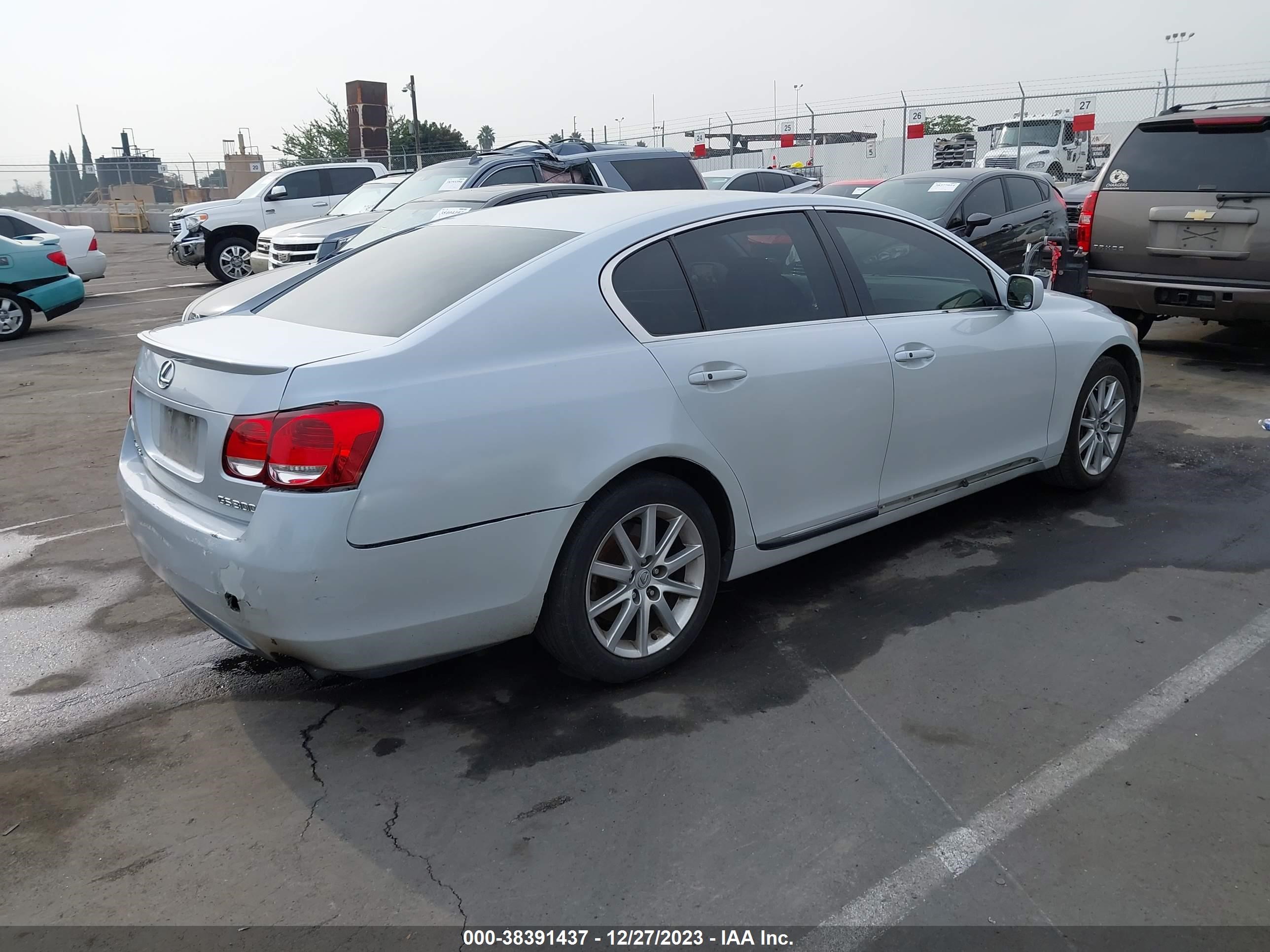 Photo 3 VIN: JTHBH96S765011165 - LEXUS GS 300 