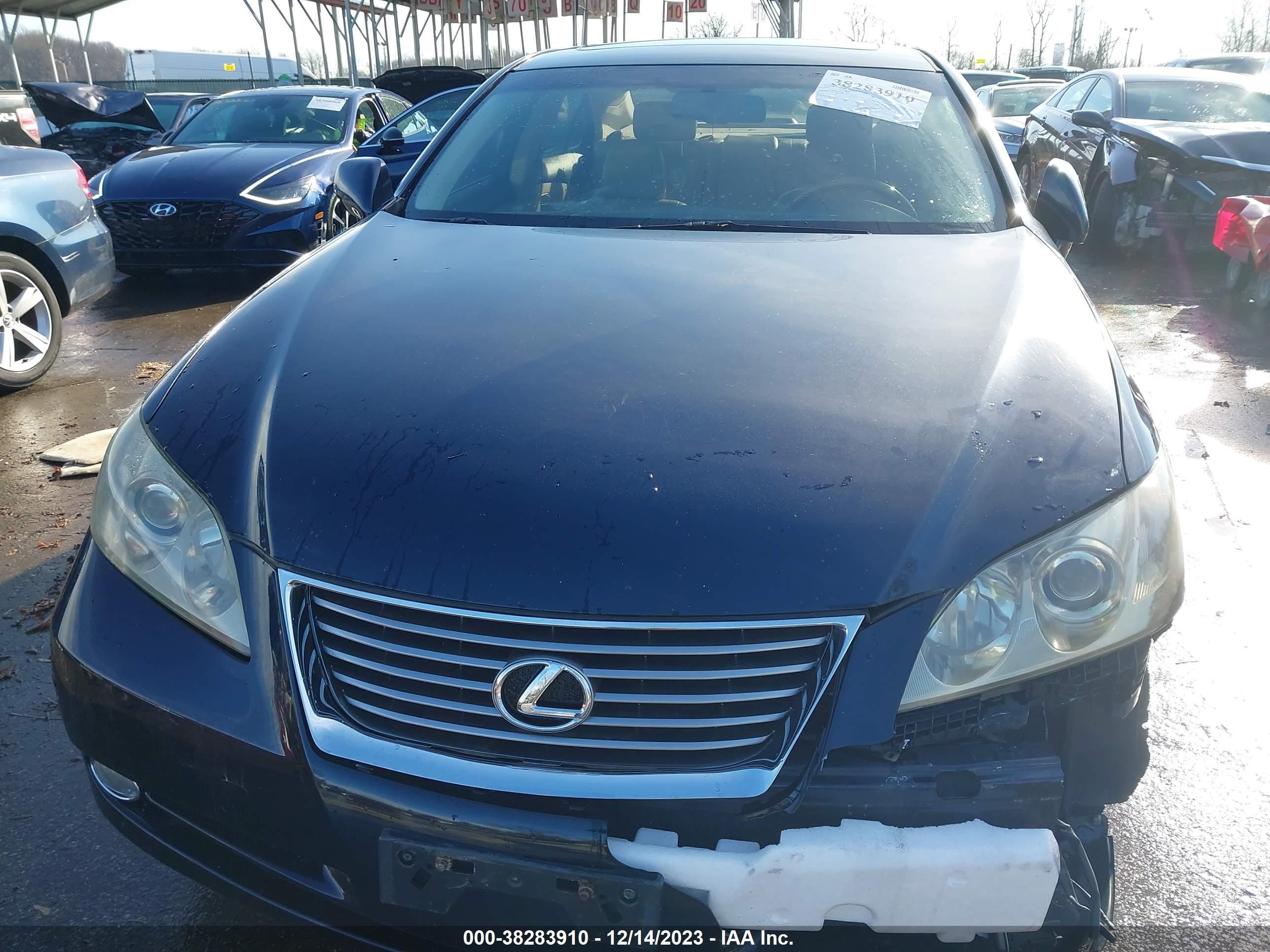 Photo 11 VIN: JTHBJ46G072018819 - LEXUS ES 