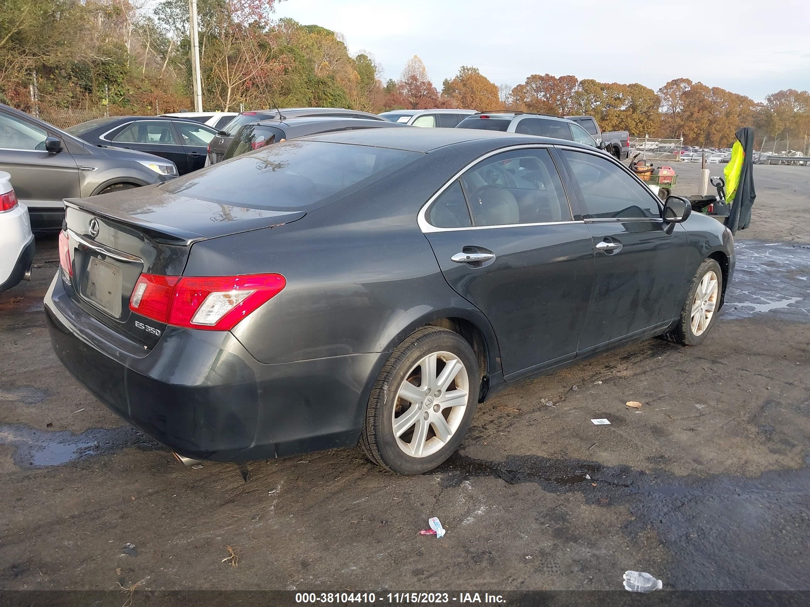 Photo 3 VIN: JTHBJ46G072068524 - LEXUS ES 