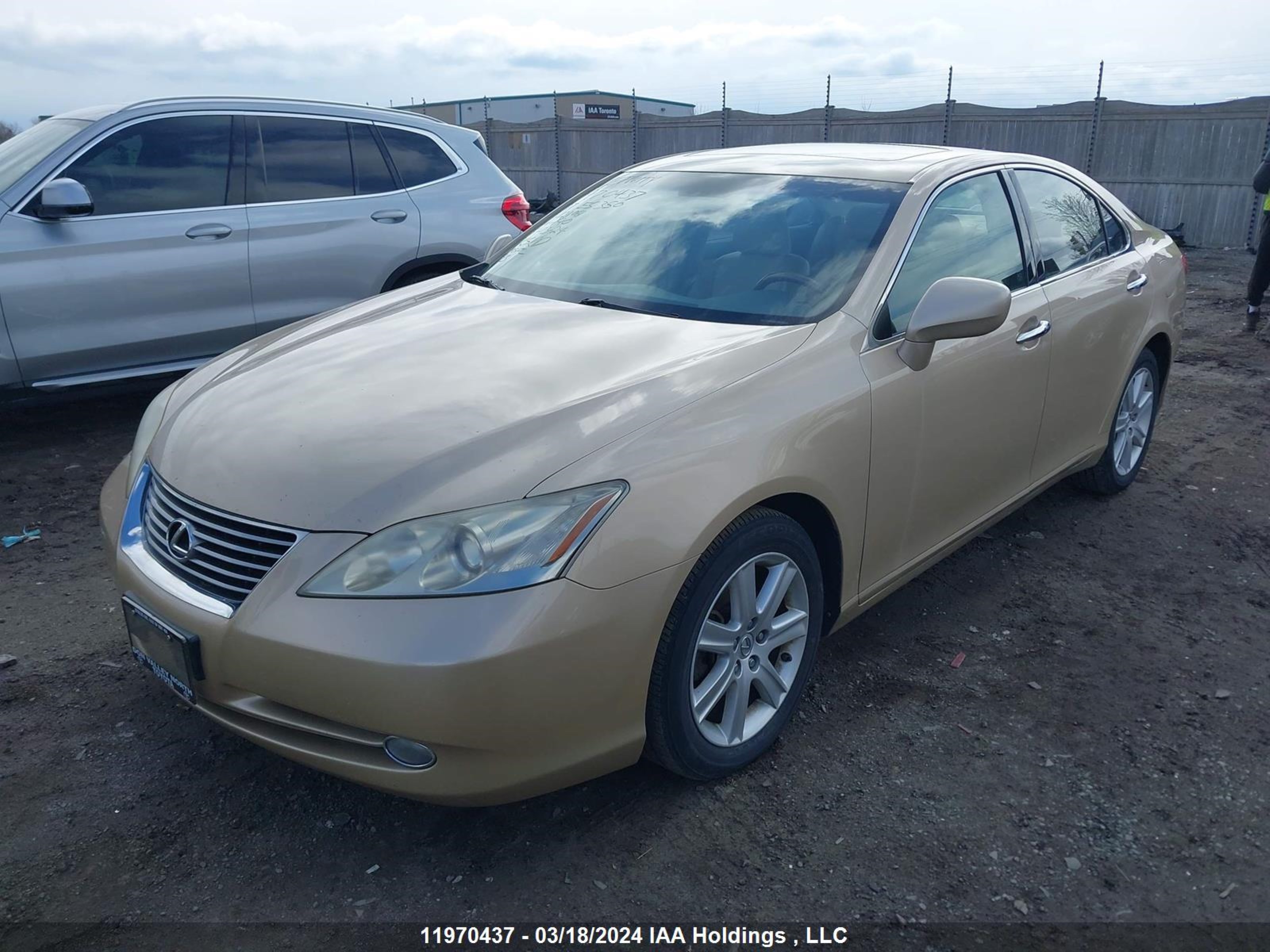 Photo 1 VIN: JTHBJ46G072121061 - LEXUS ES 