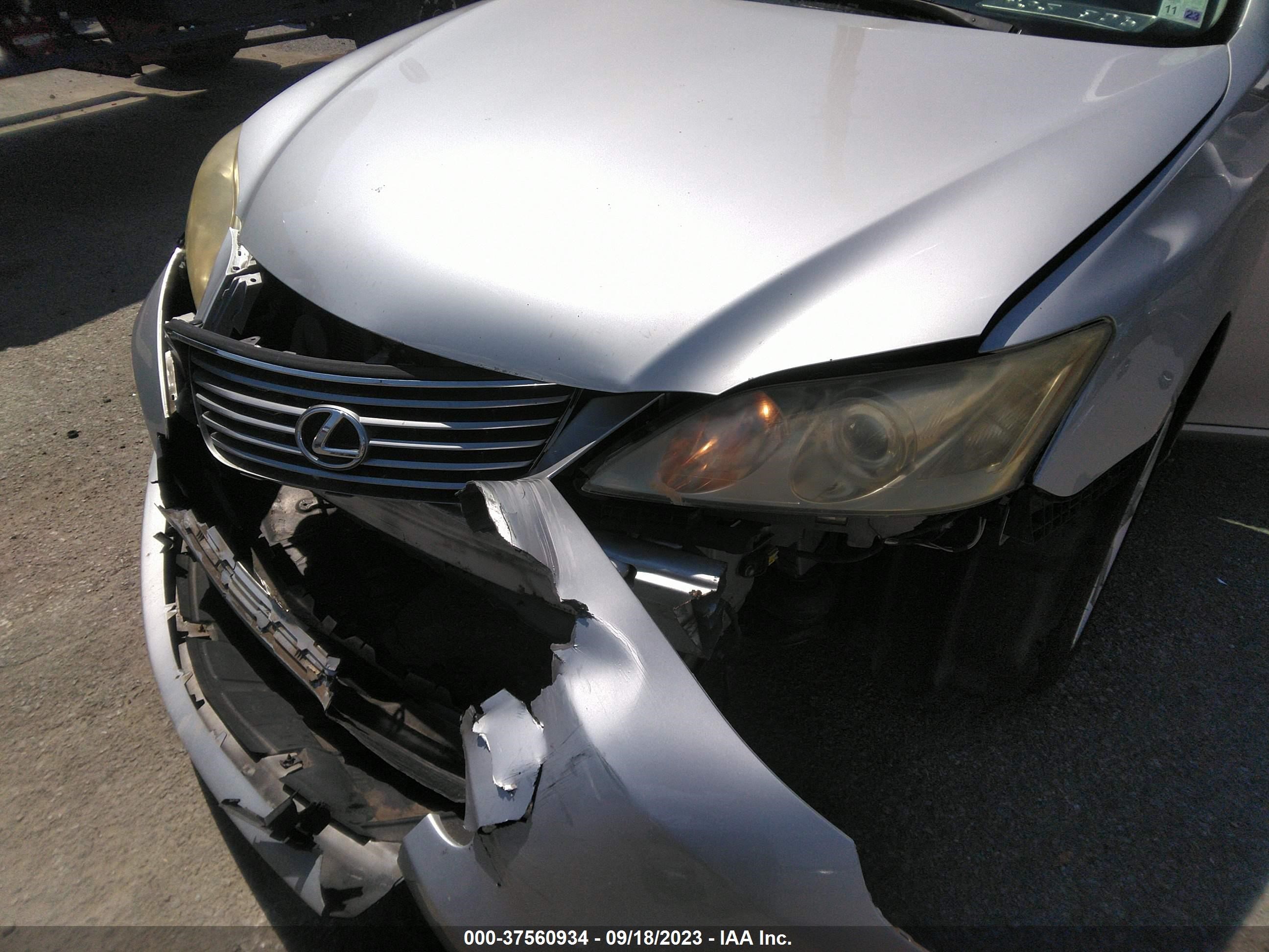 Photo 5 VIN: JTHBJ46G072141407 - LEXUS ES 