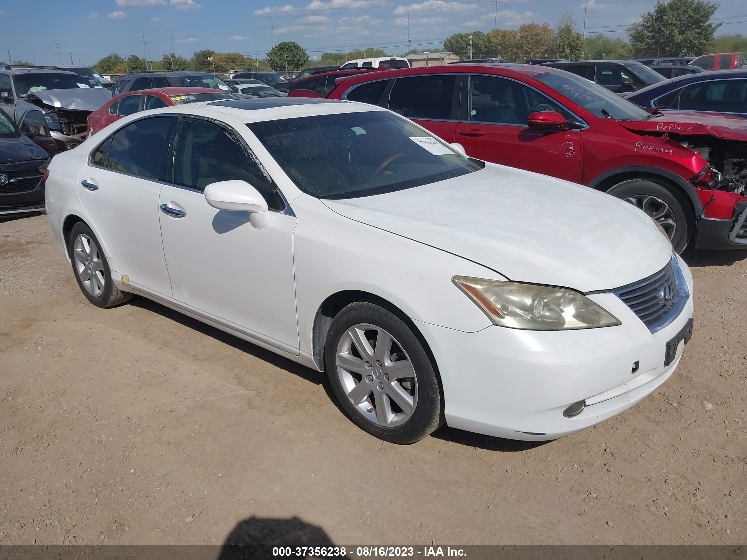 Photo 0 VIN: JTHBJ46G082182606 - LEXUS ES 