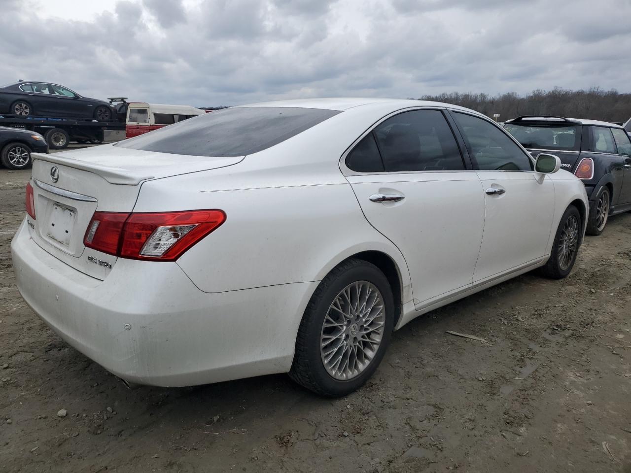 Photo 2 VIN: JTHBJ46G082195405 - LEXUS ES 