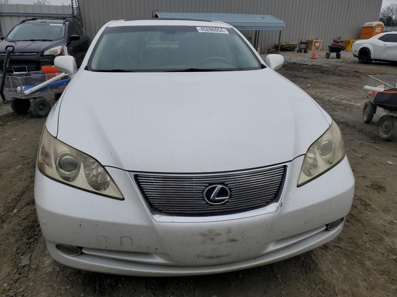 Photo 4 VIN: JTHBJ46G082195405 - LEXUS ES 