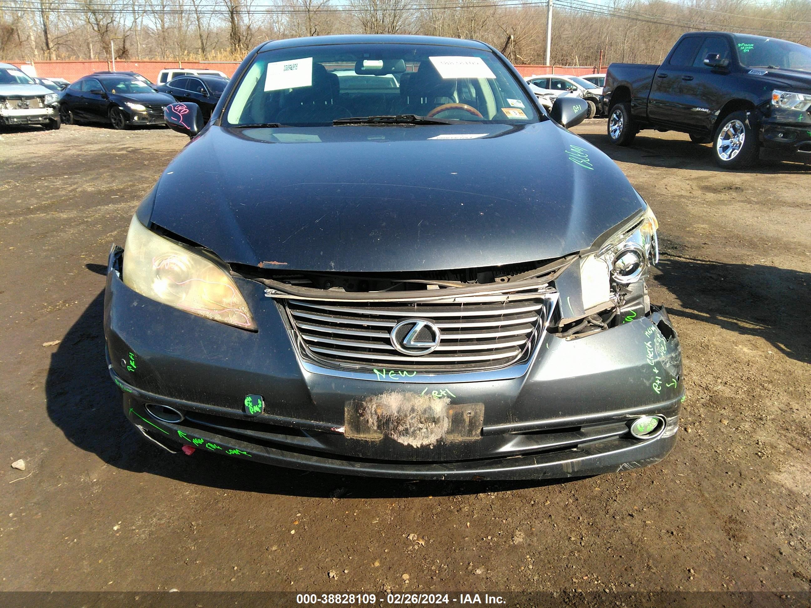 Photo 5 VIN: JTHBJ46G082222361 - LEXUS ES 