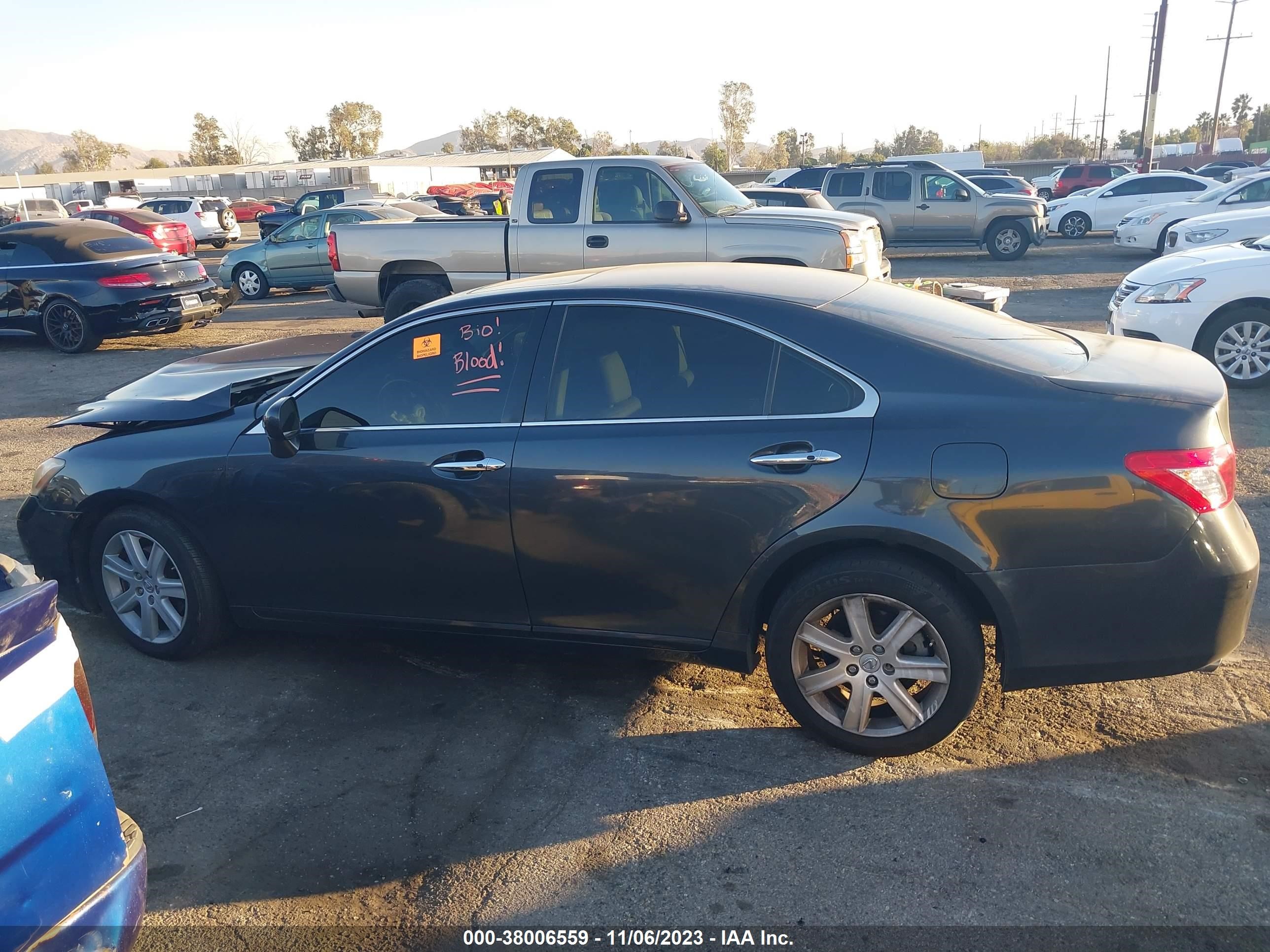 Photo 13 VIN: JTHBJ46G082243324 - LEXUS ES 