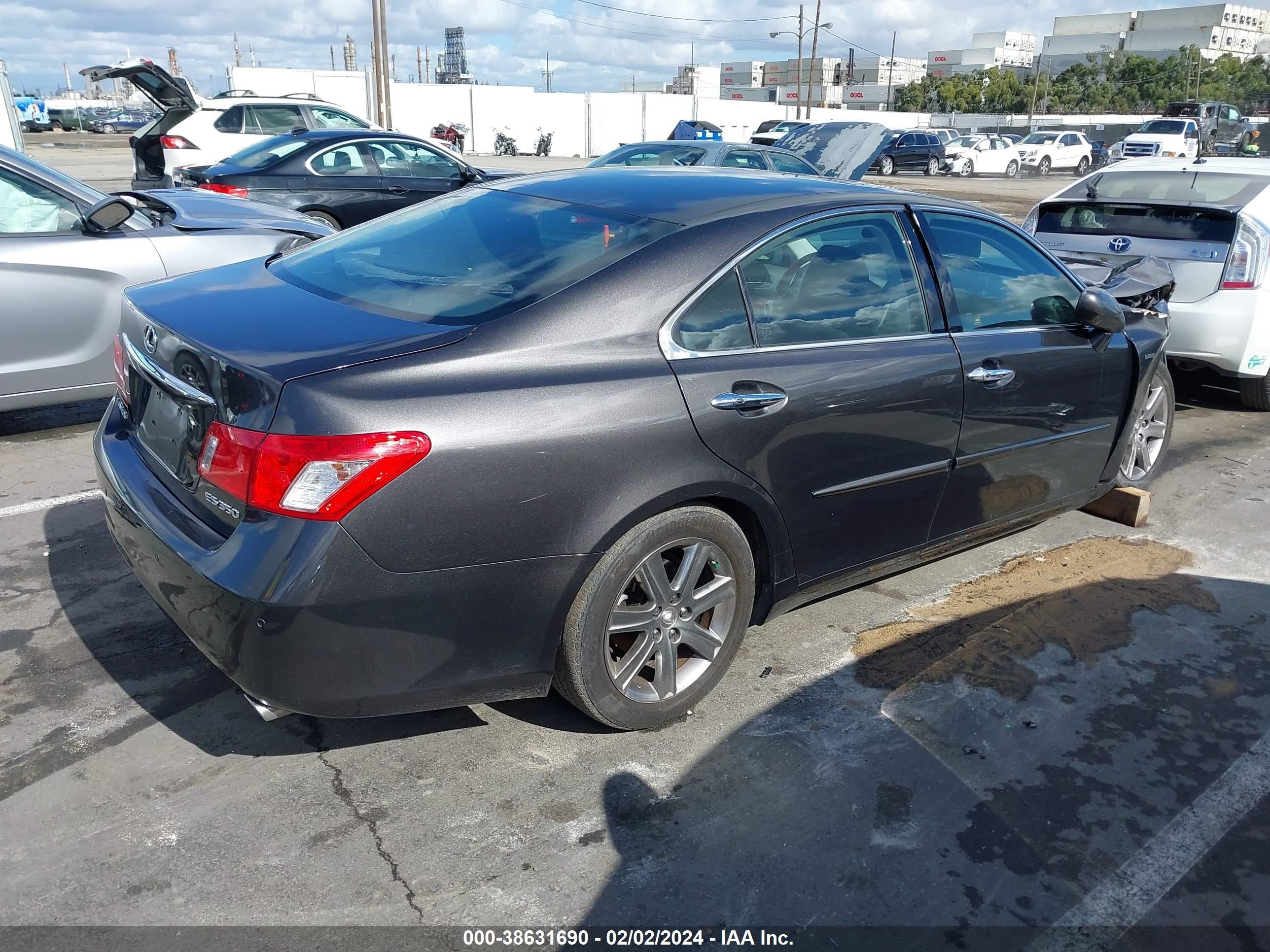 Photo 3 VIN: JTHBJ46G092275840 - LEXUS ES 