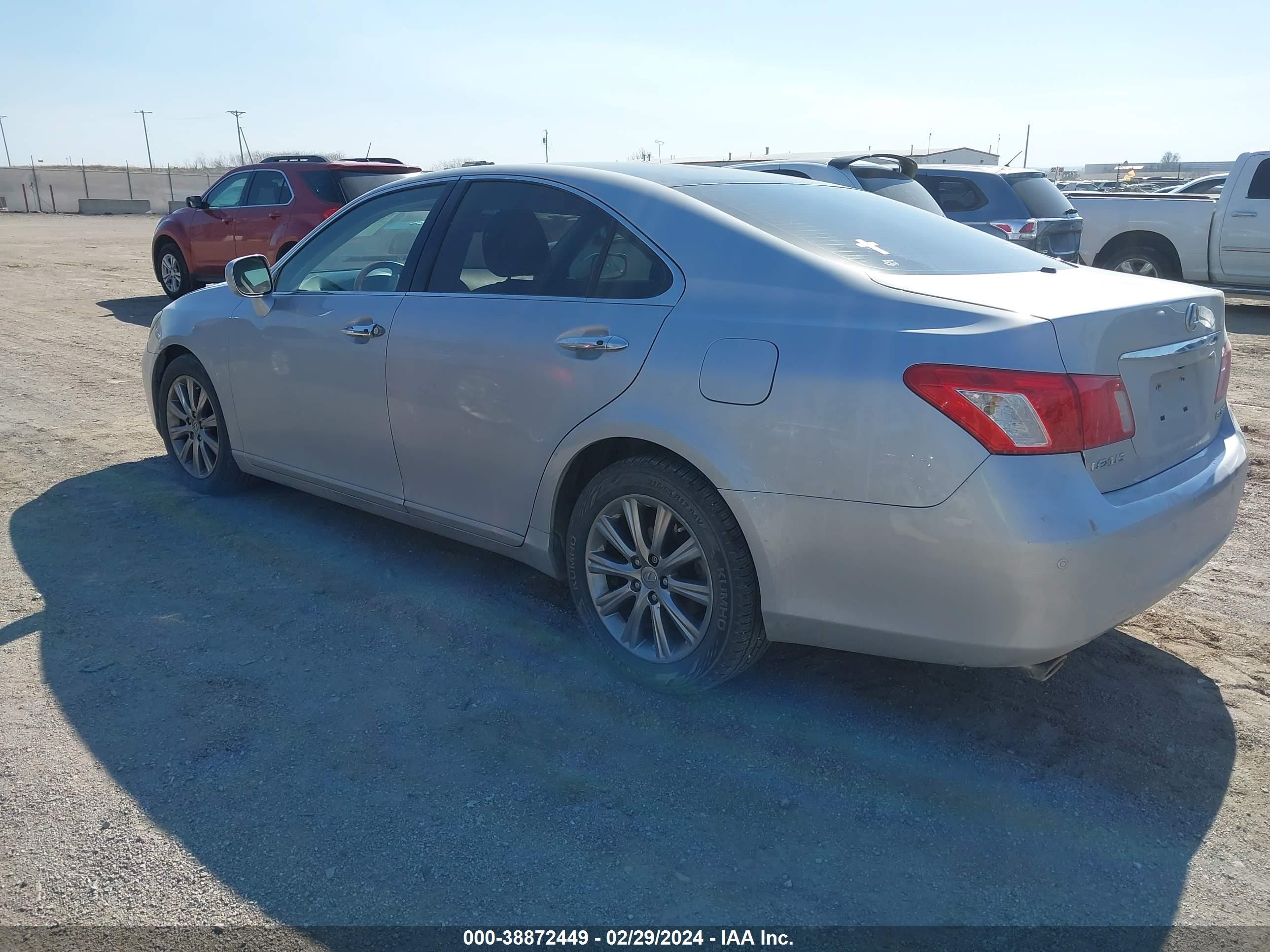 Photo 2 VIN: JTHBJ46G092308884 - LEXUS ES 