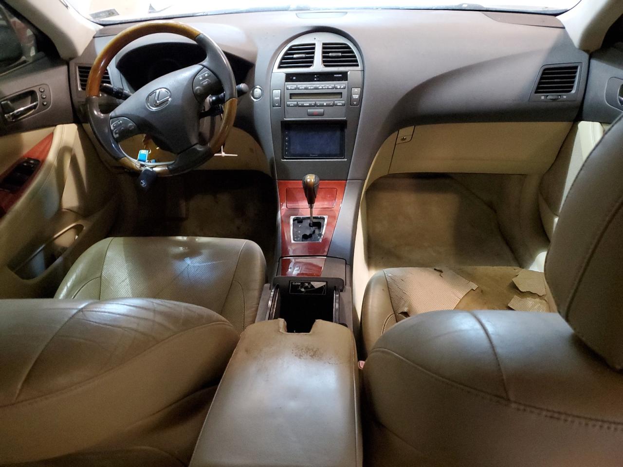 Photo 7 VIN: JTHBJ46G172016819 - LEXUS ES 