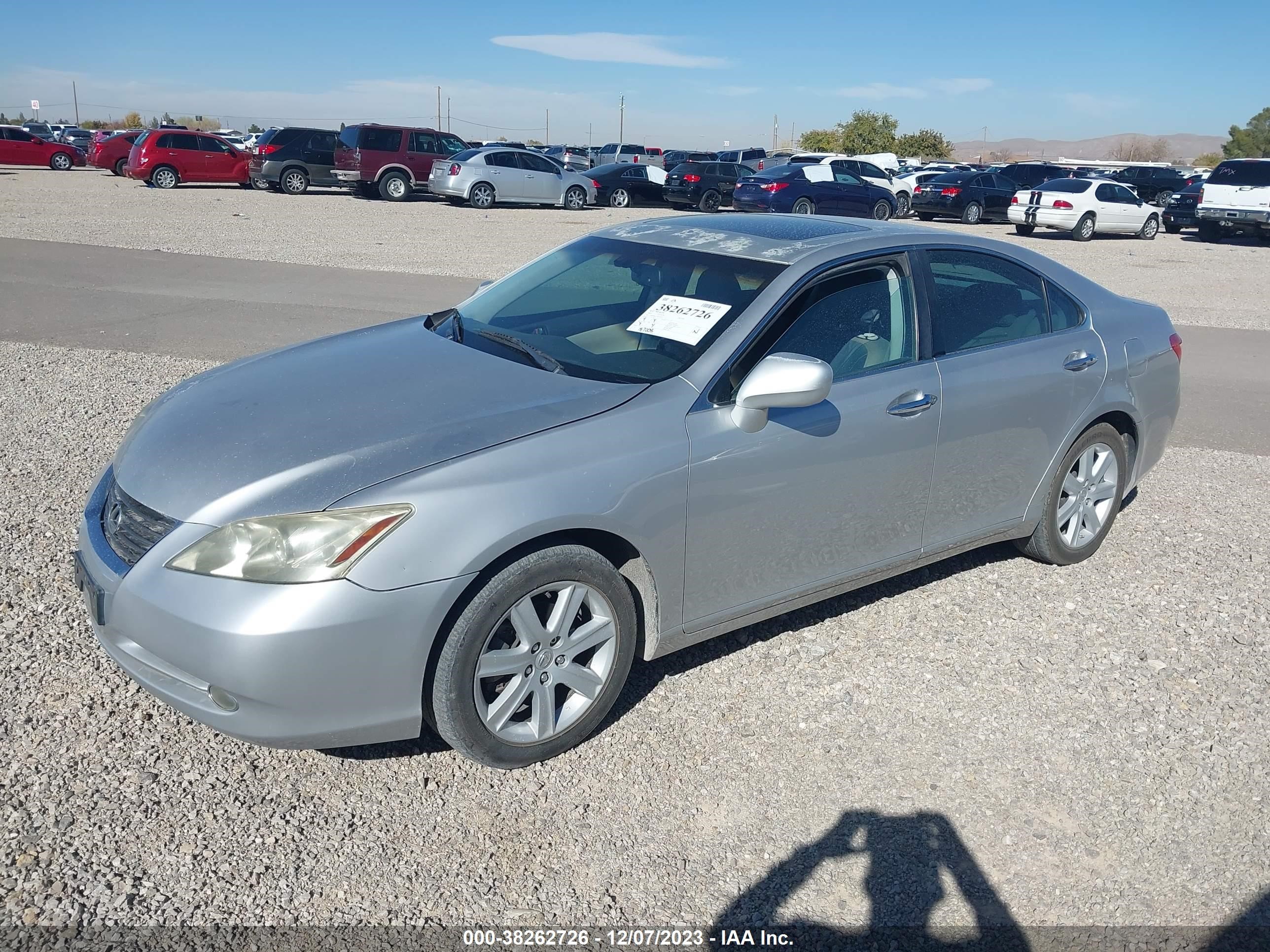 Photo 1 VIN: JTHBJ46G172019493 - LEXUS ES 