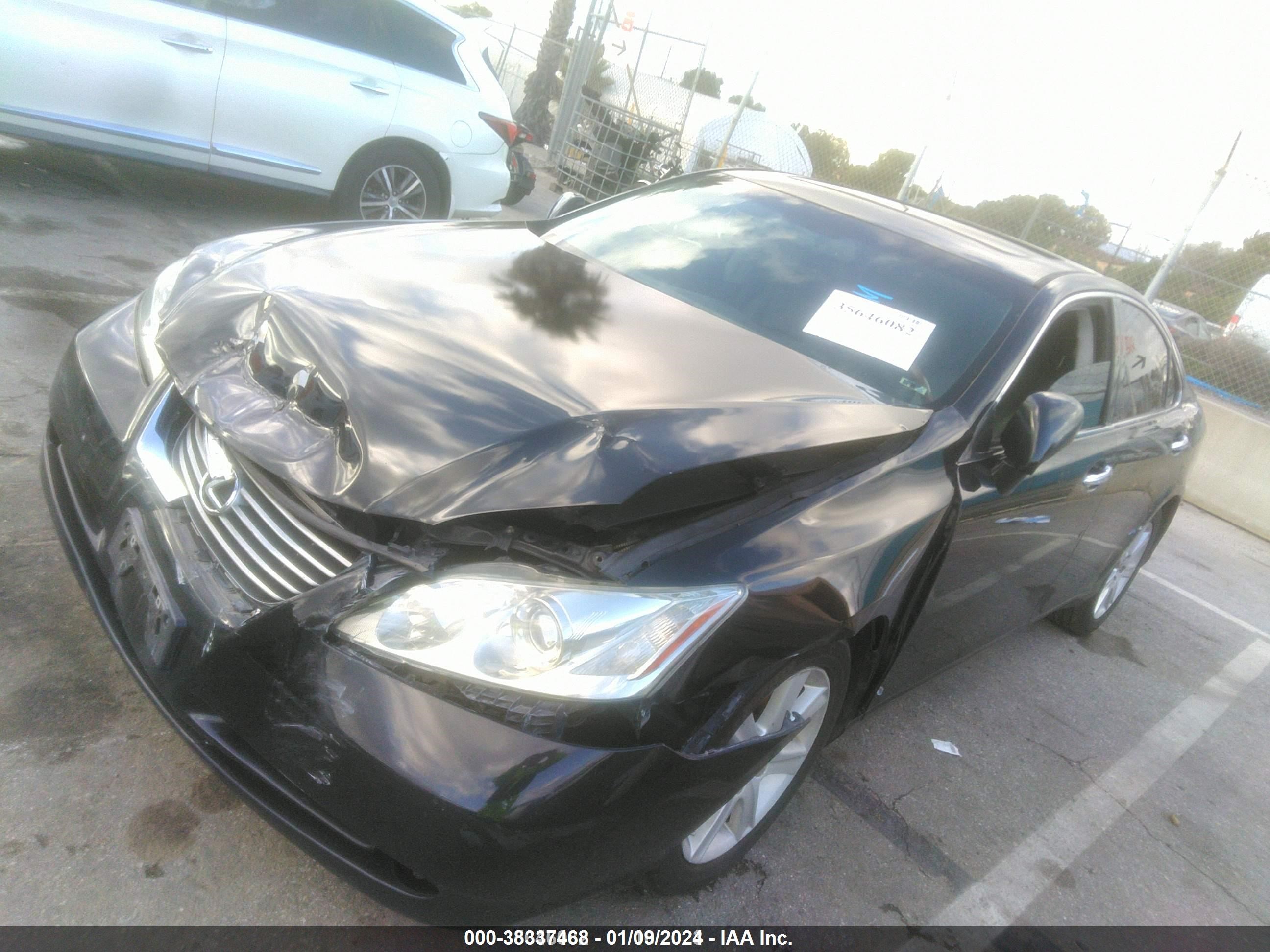 Photo 1 VIN: JTHBJ46G172040750 - LEXUS ES 