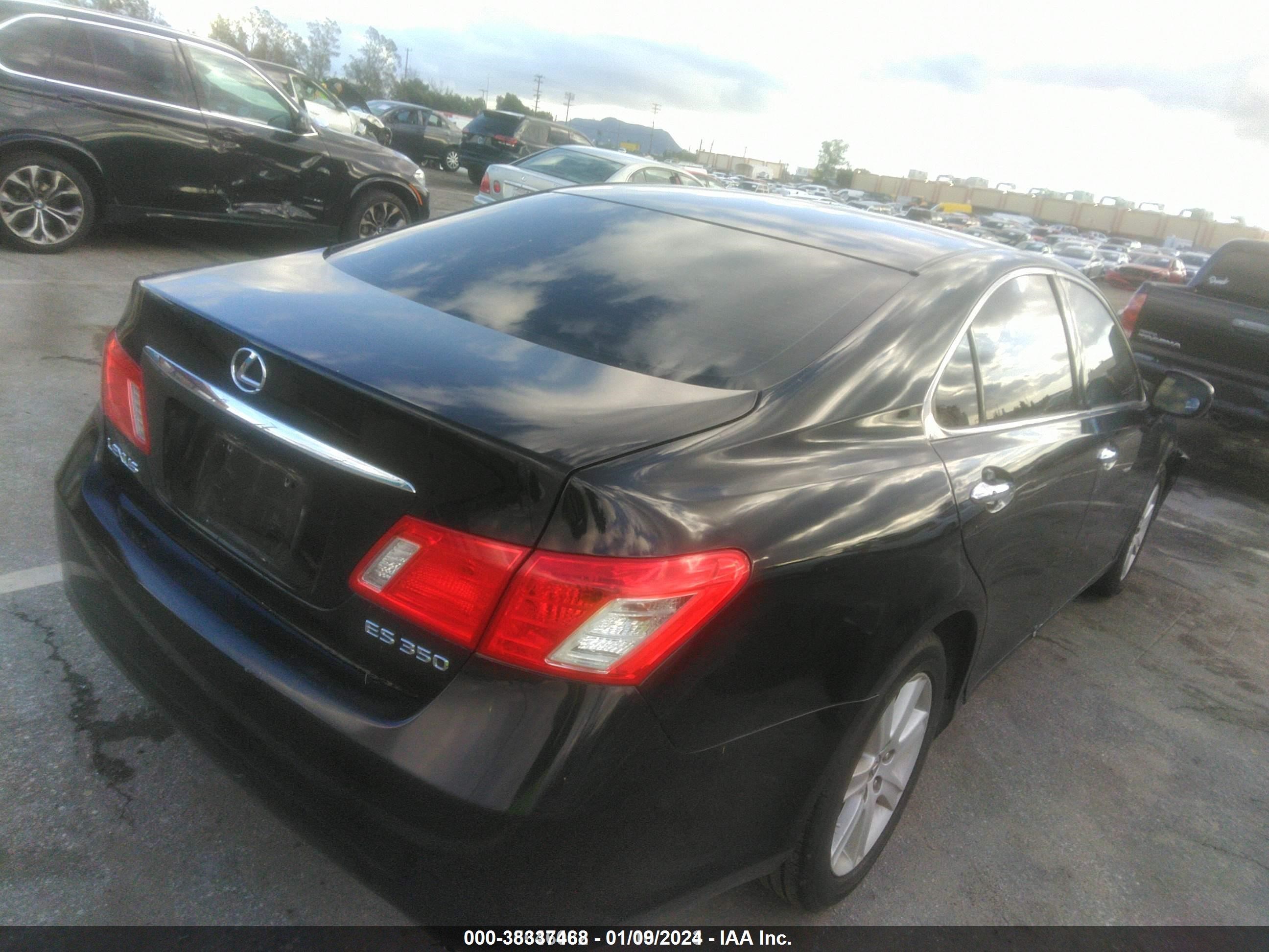 Photo 3 VIN: JTHBJ46G172040750 - LEXUS ES 