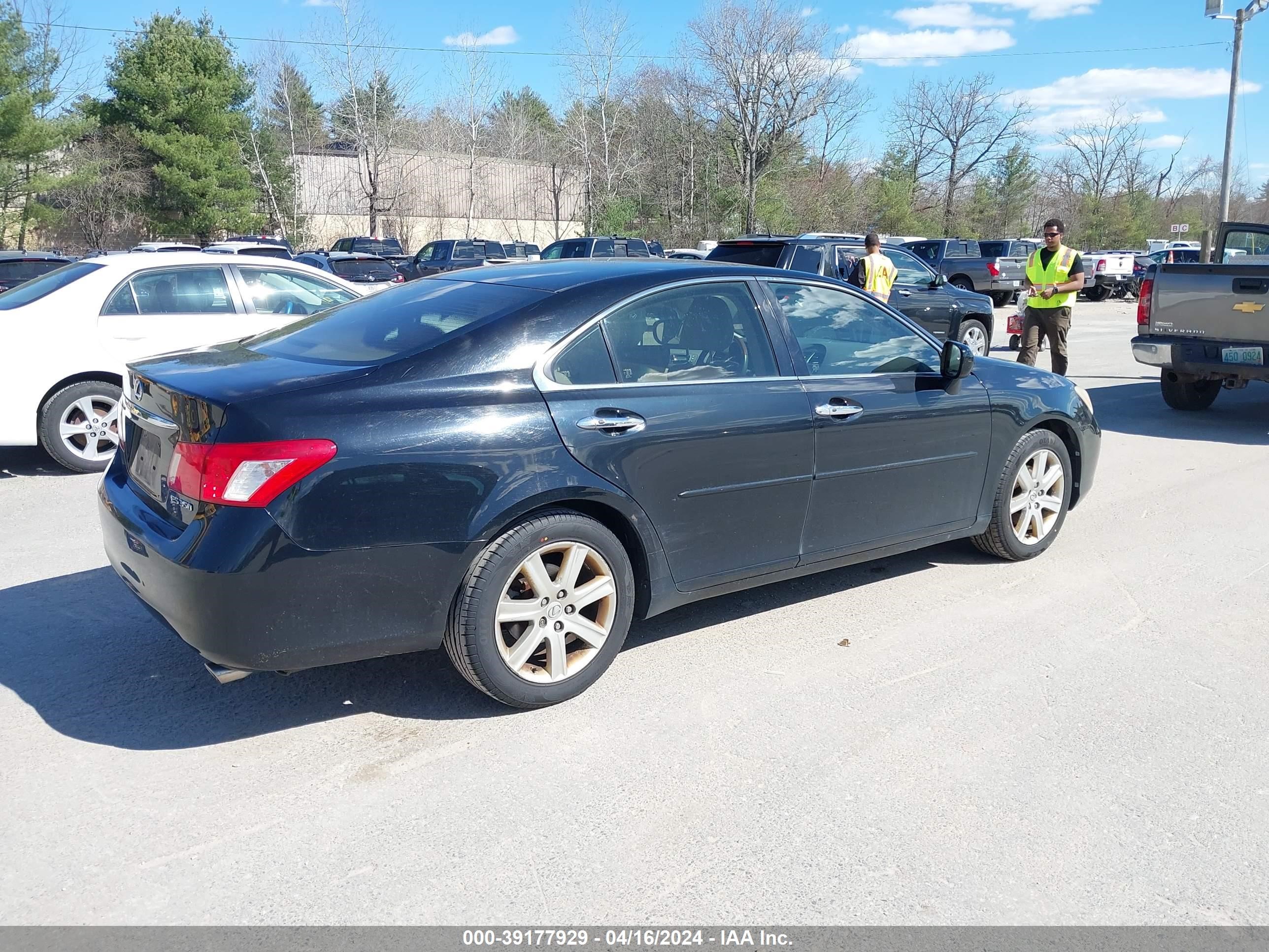 Photo 3 VIN: JTHBJ46G172102499 - LEXUS ES 