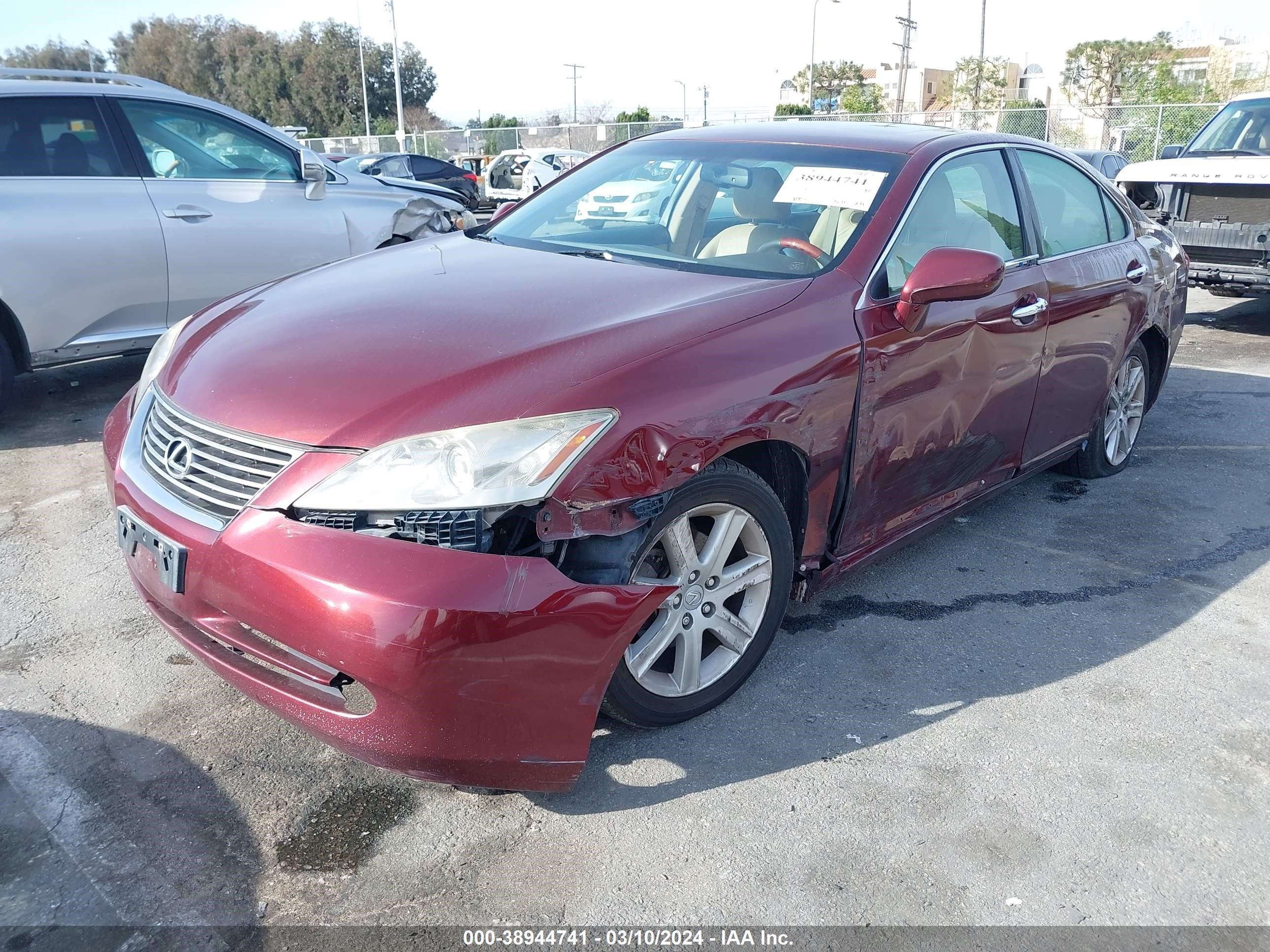 Photo 1 VIN: JTHBJ46G182185661 - LEXUS ES 