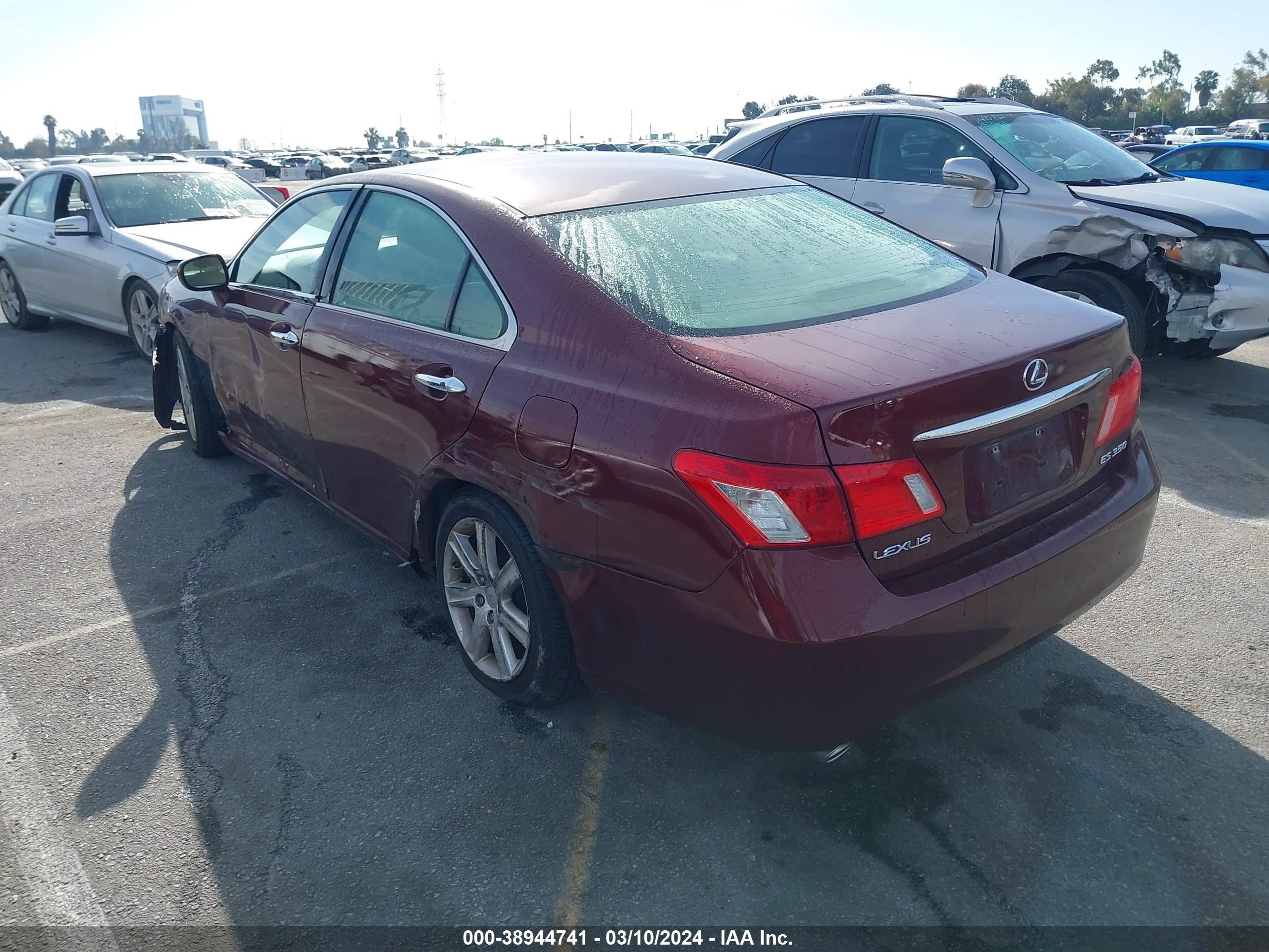 Photo 2 VIN: JTHBJ46G182185661 - LEXUS ES 