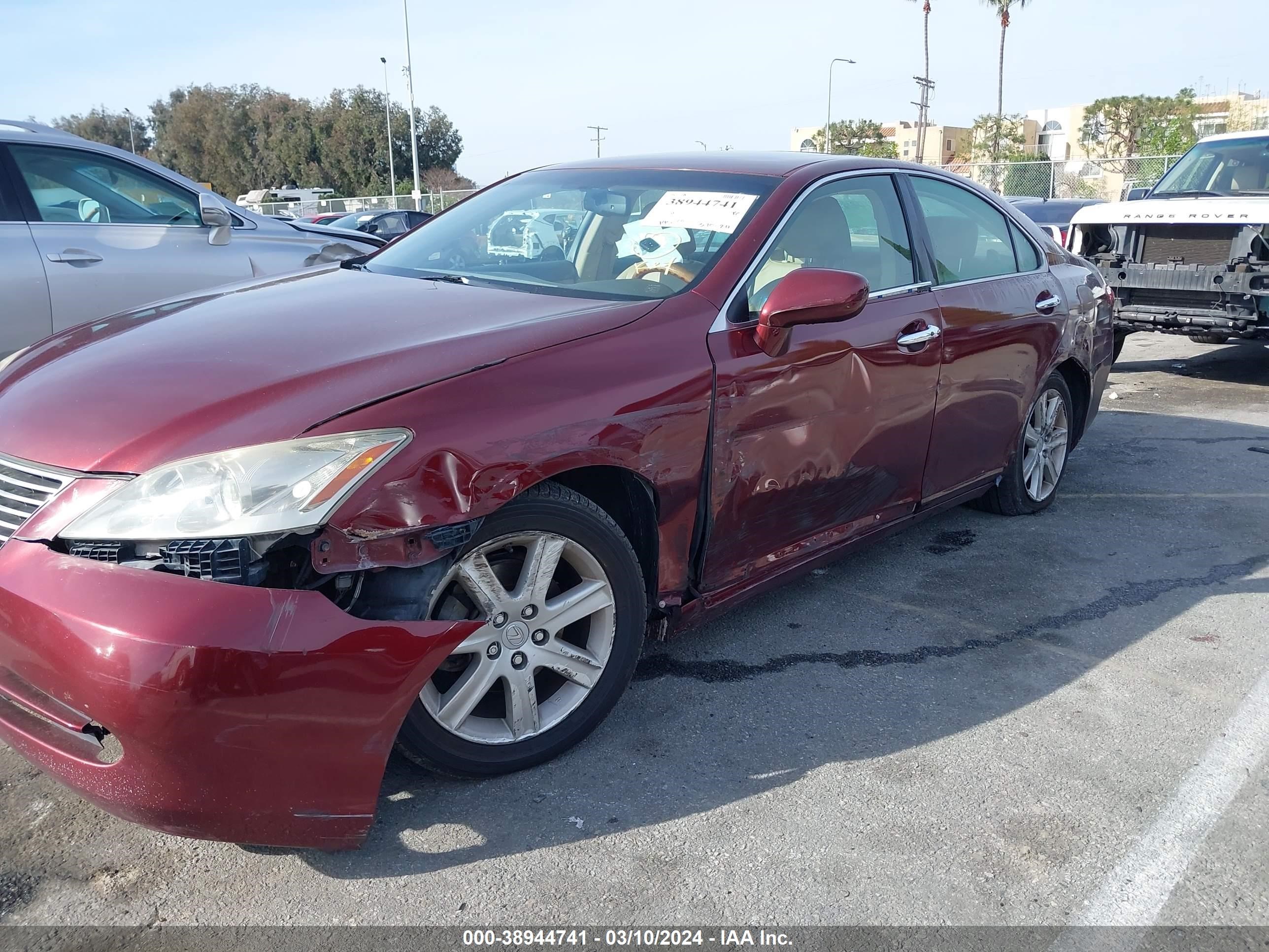 Photo 5 VIN: JTHBJ46G182185661 - LEXUS ES 