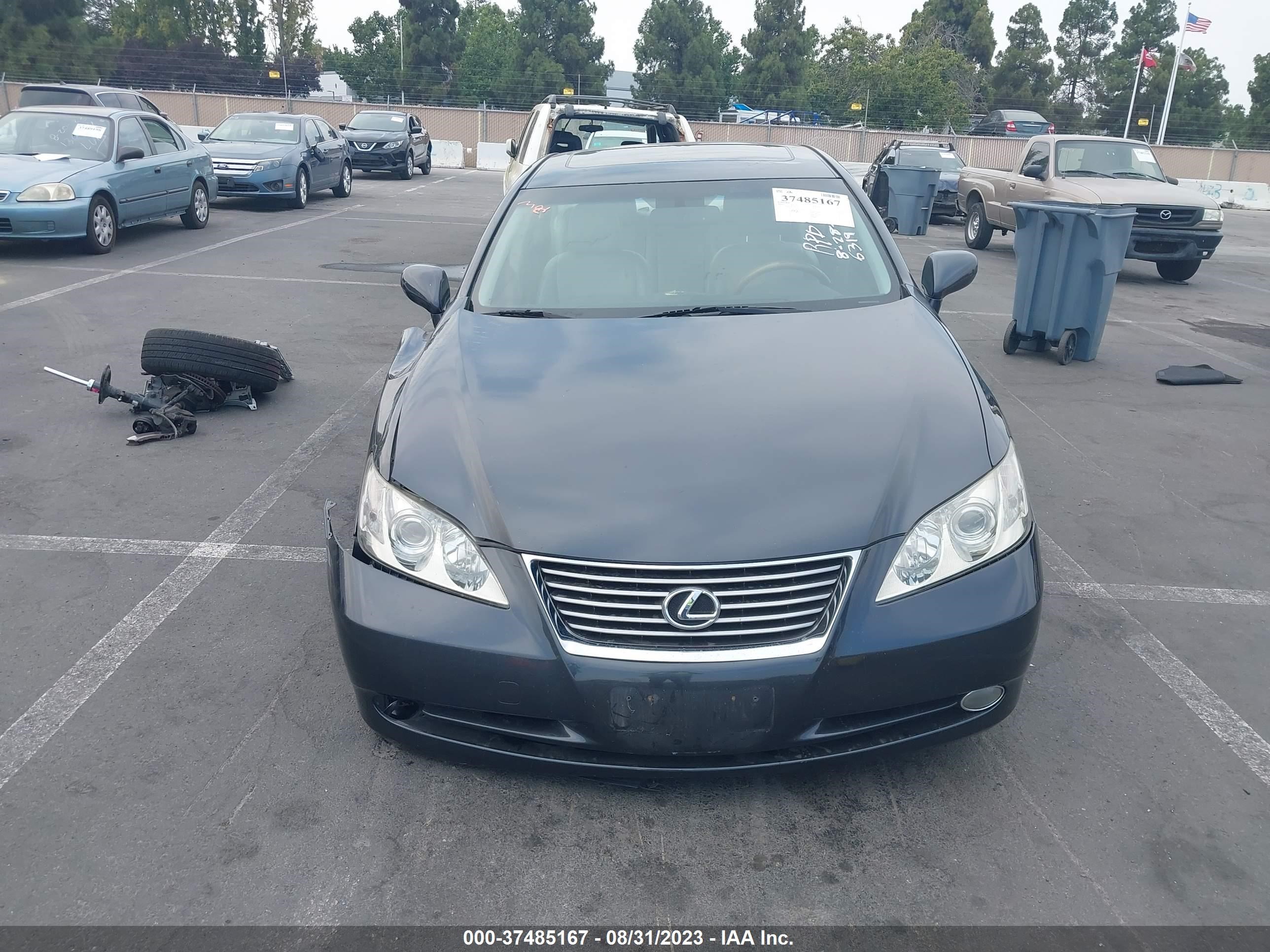 Photo 12 VIN: JTHBJ46G182196319 - LEXUS ES 