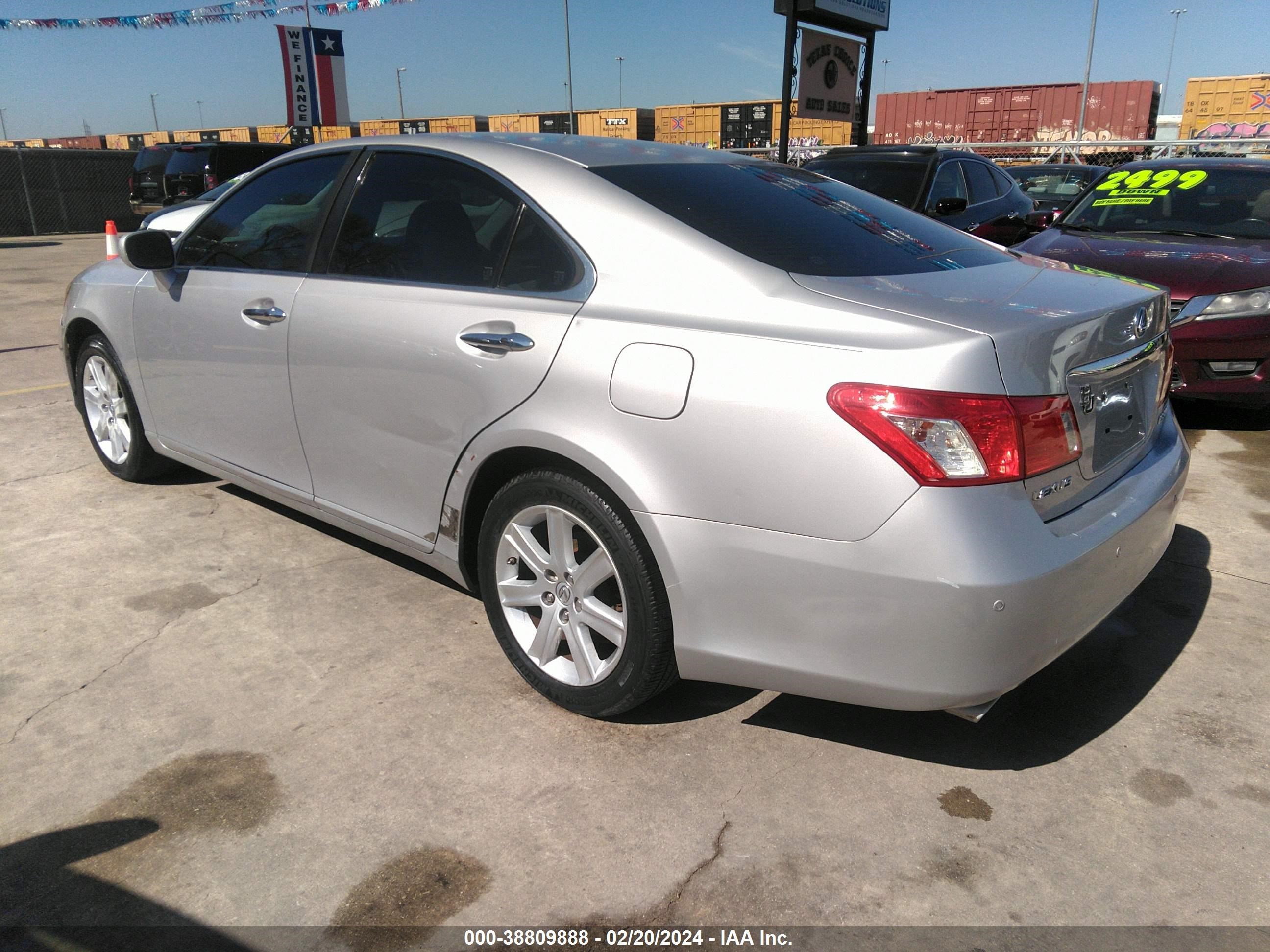 Photo 2 VIN: JTHBJ46G192307324 - LEXUS ES 