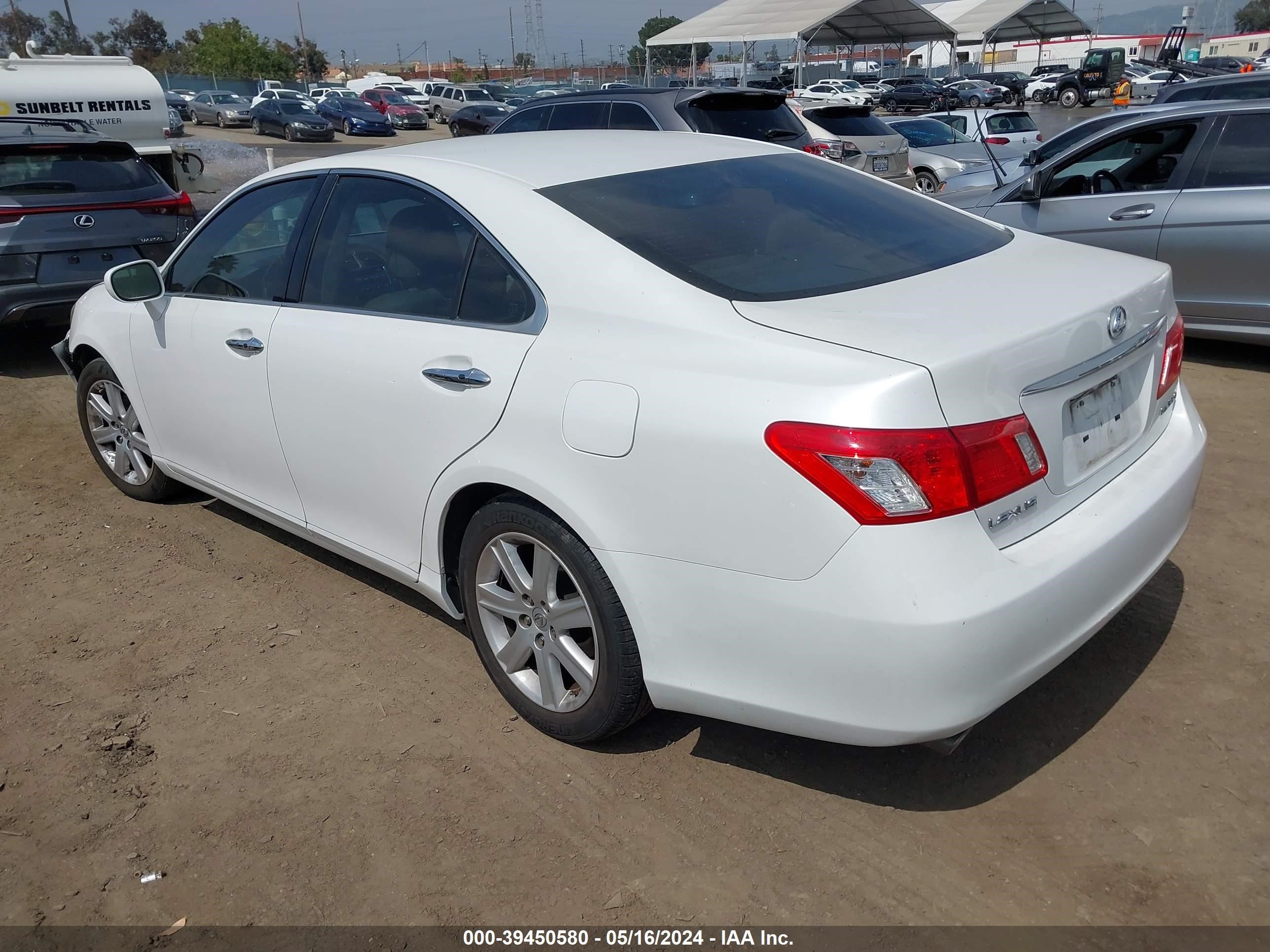 Photo 2 VIN: JTHBJ46G192323880 - LEXUS ES 