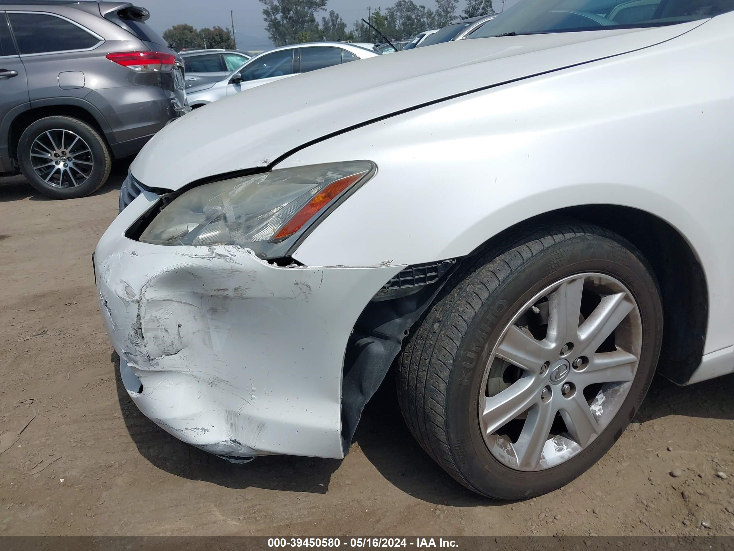 Photo 5 VIN: JTHBJ46G192323880 - LEXUS ES 