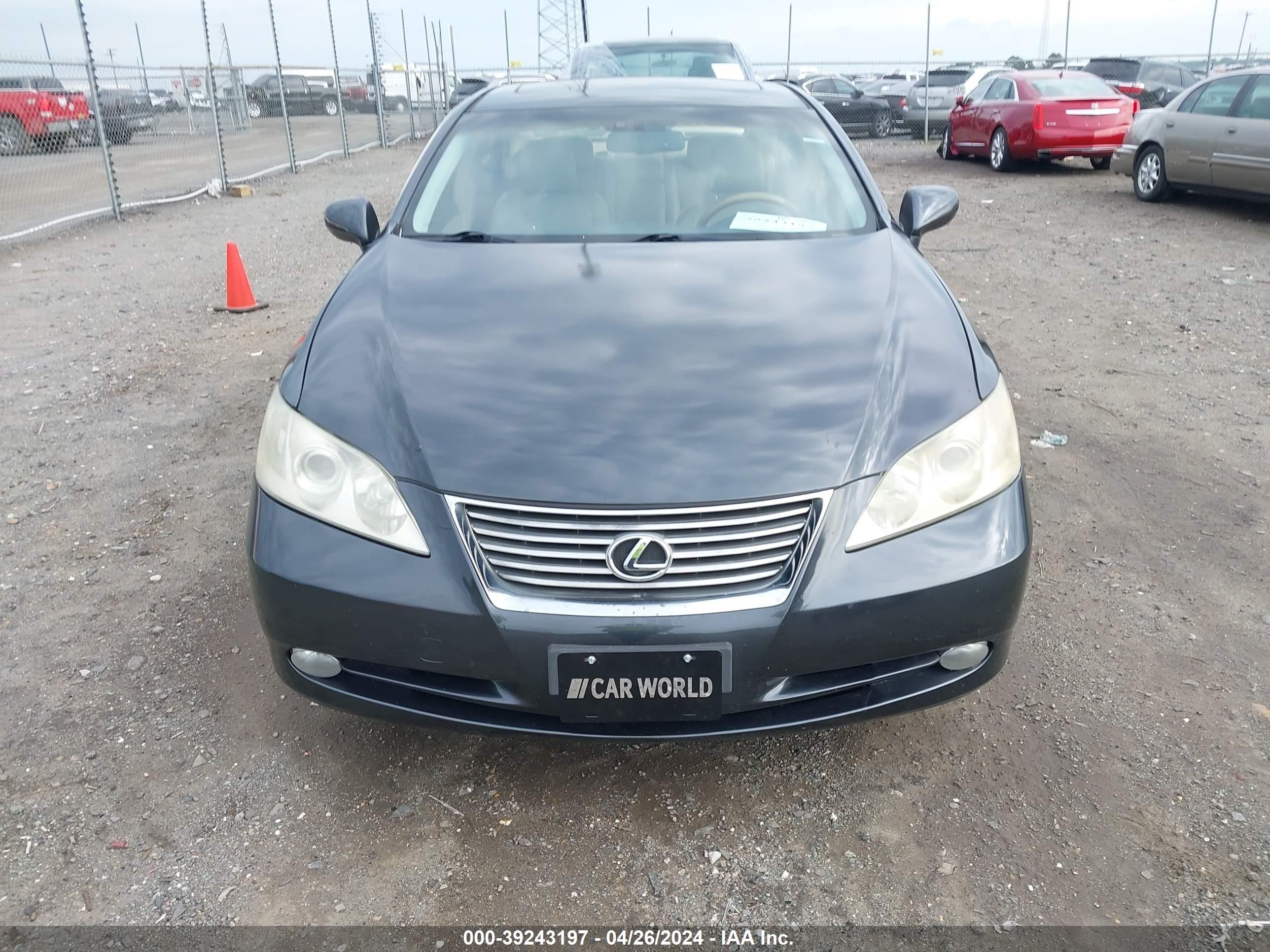 Photo 11 VIN: JTHBJ46G192325337 - LEXUS ES 