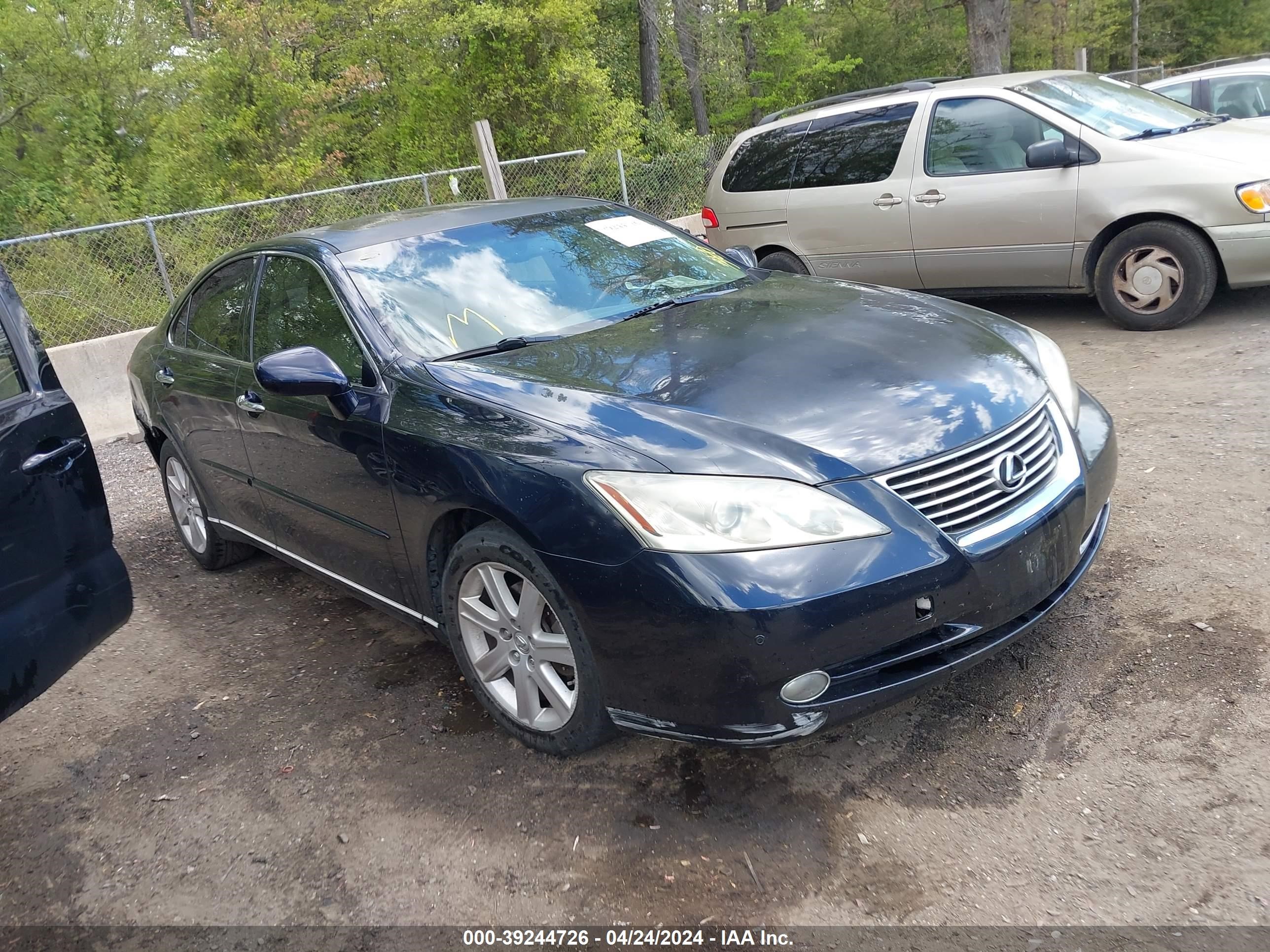 Photo 0 VIN: JTHBJ46G192329663 - LEXUS ES 