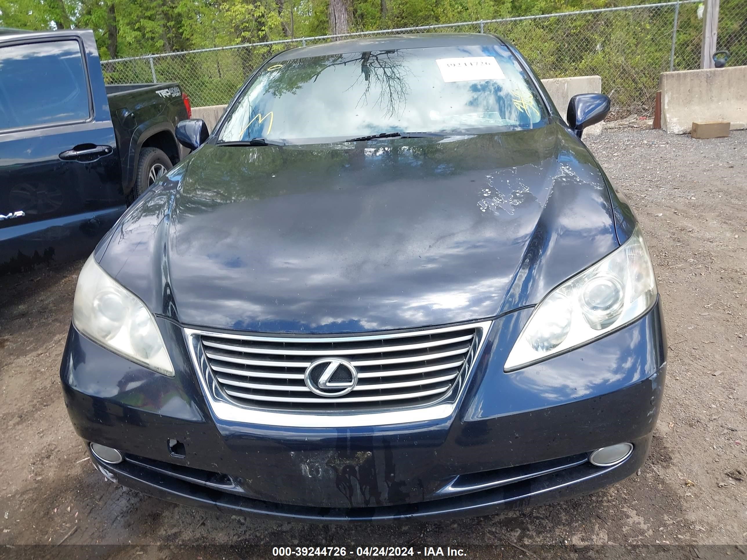 Photo 11 VIN: JTHBJ46G192329663 - LEXUS ES 