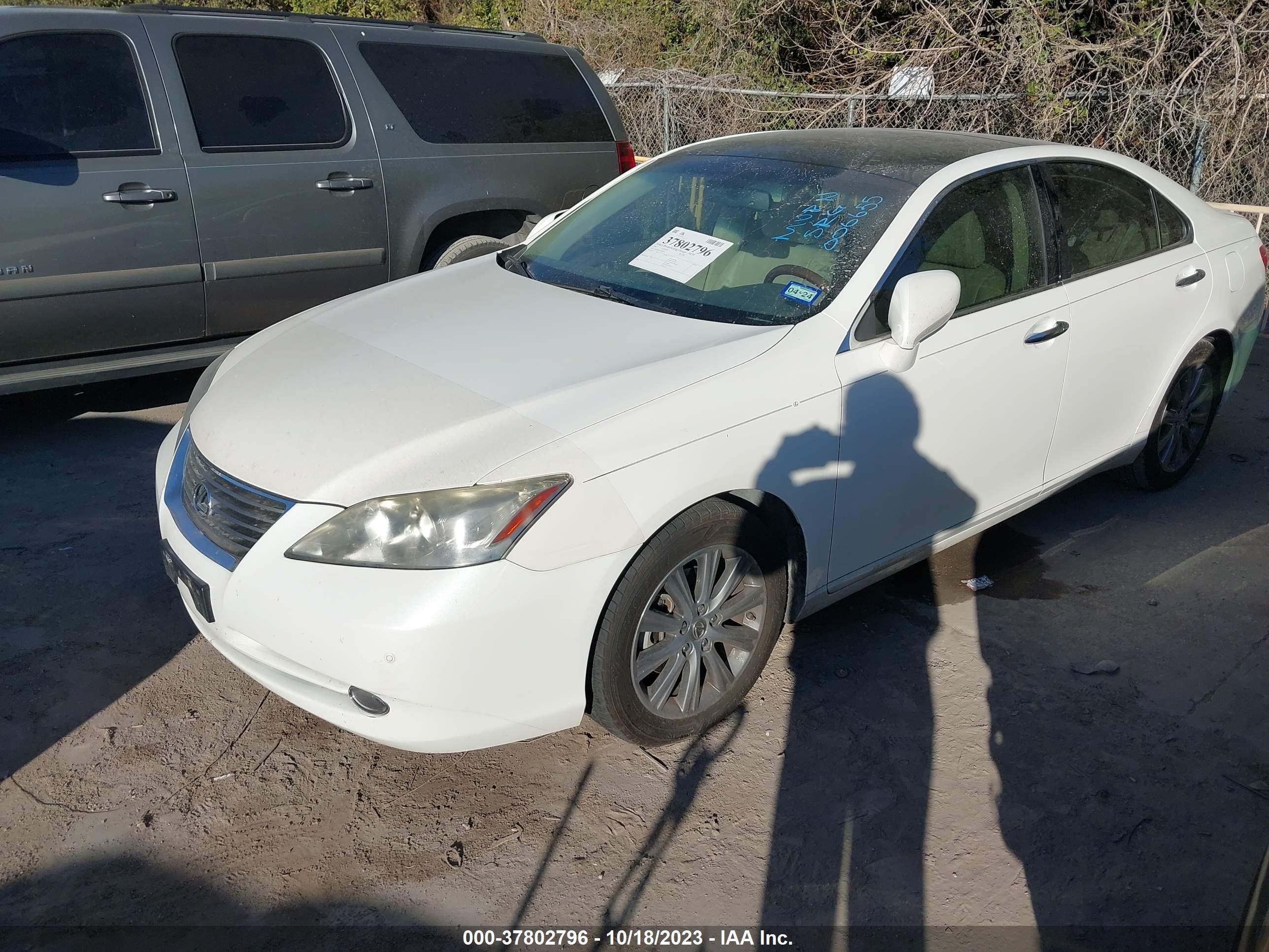 Photo 1 VIN: JTHBJ46G272006655 - LEXUS ES 