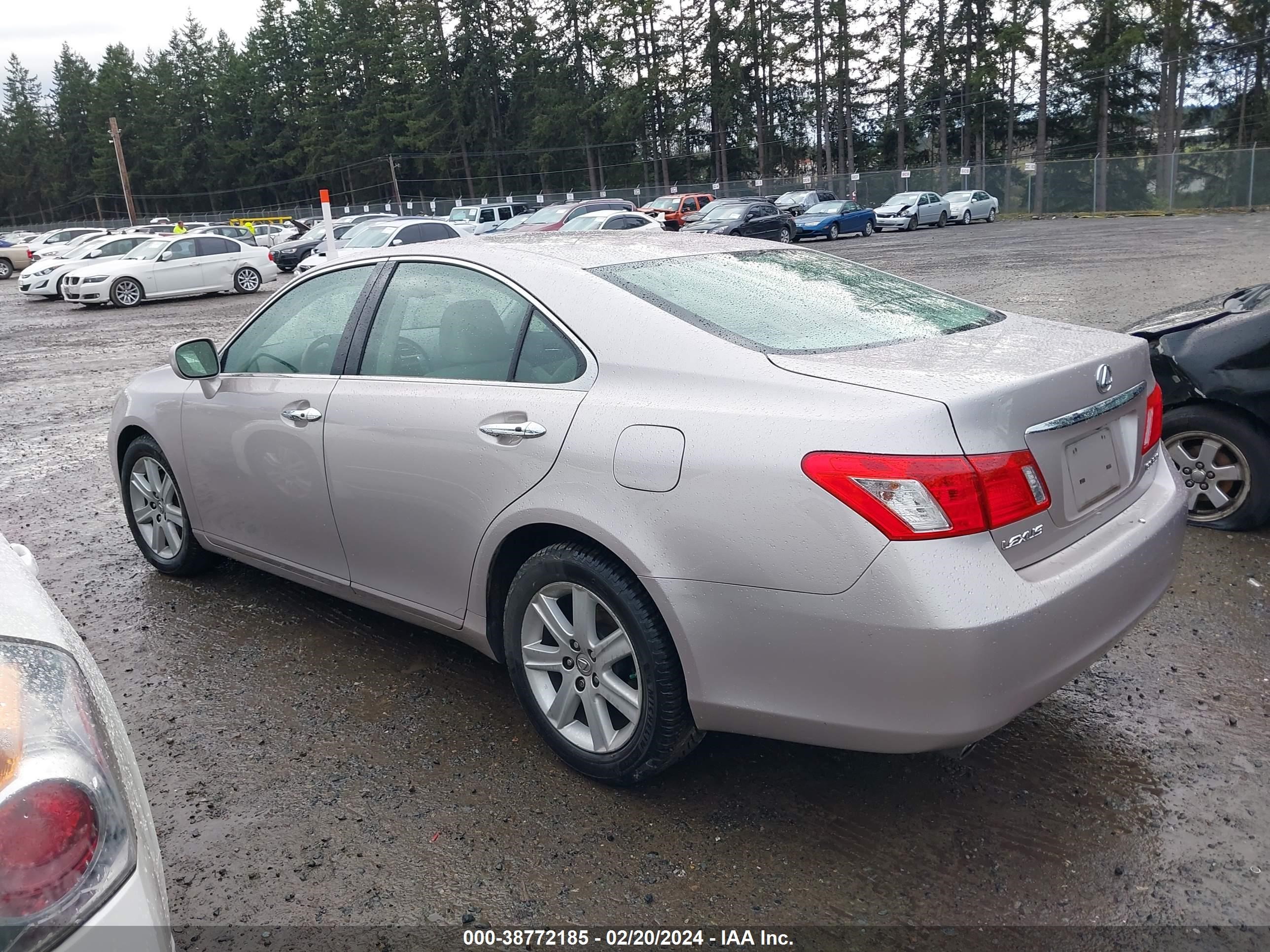 Photo 2 VIN: JTHBJ46G272009684 - LEXUS ES 