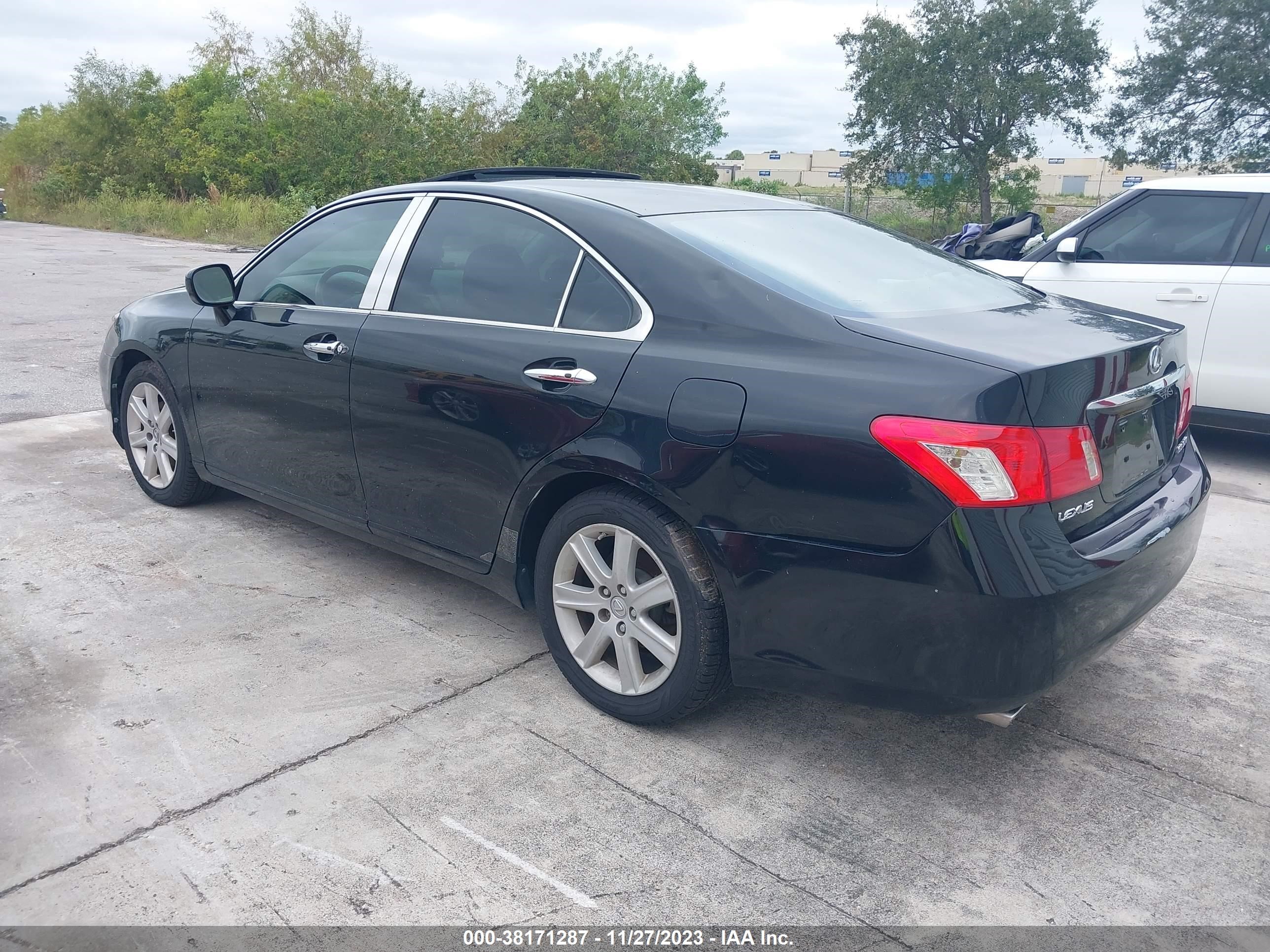 Photo 2 VIN: JTHBJ46G272096986 - LEXUS ES 