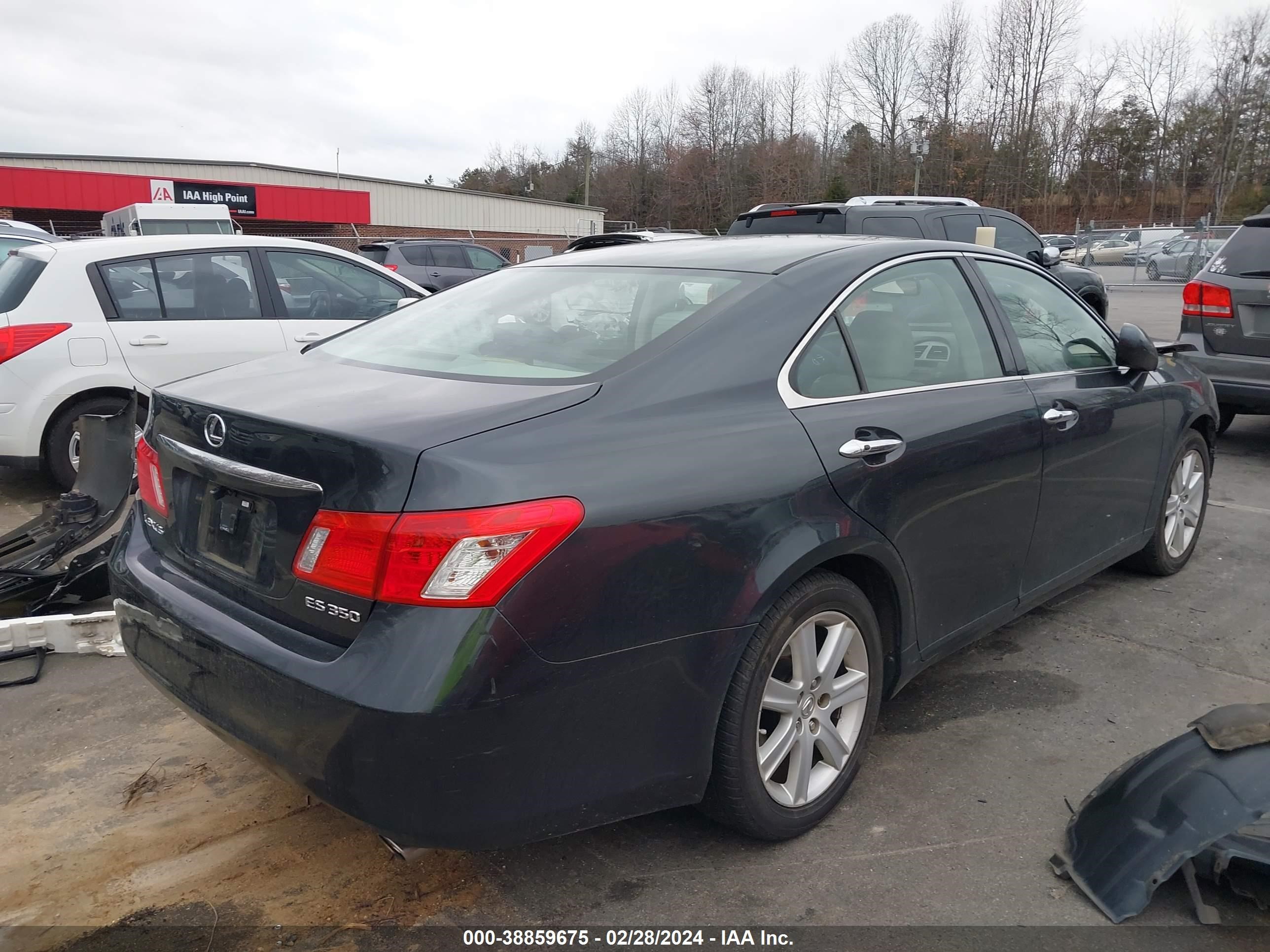 Photo 3 VIN: JTHBJ46G272110482 - LEXUS ES 