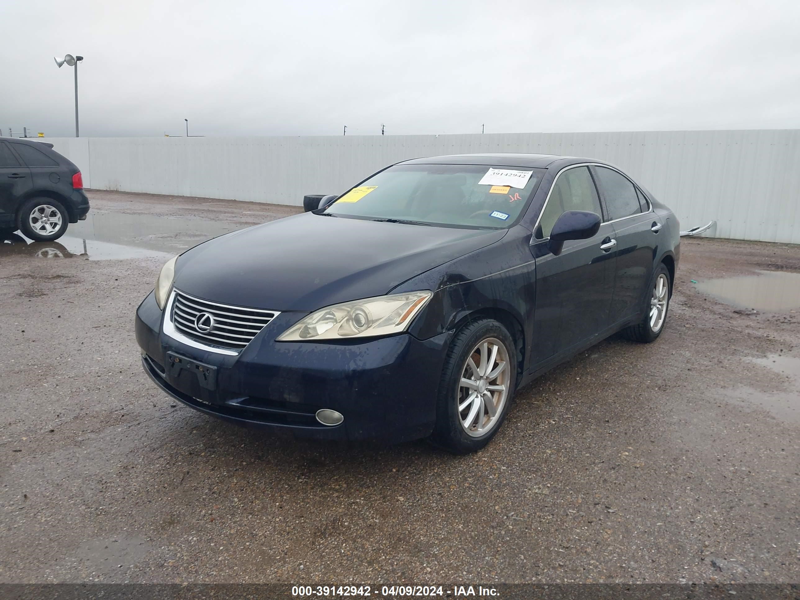 Photo 5 VIN: JTHBJ46G272138315 - LEXUS ES 