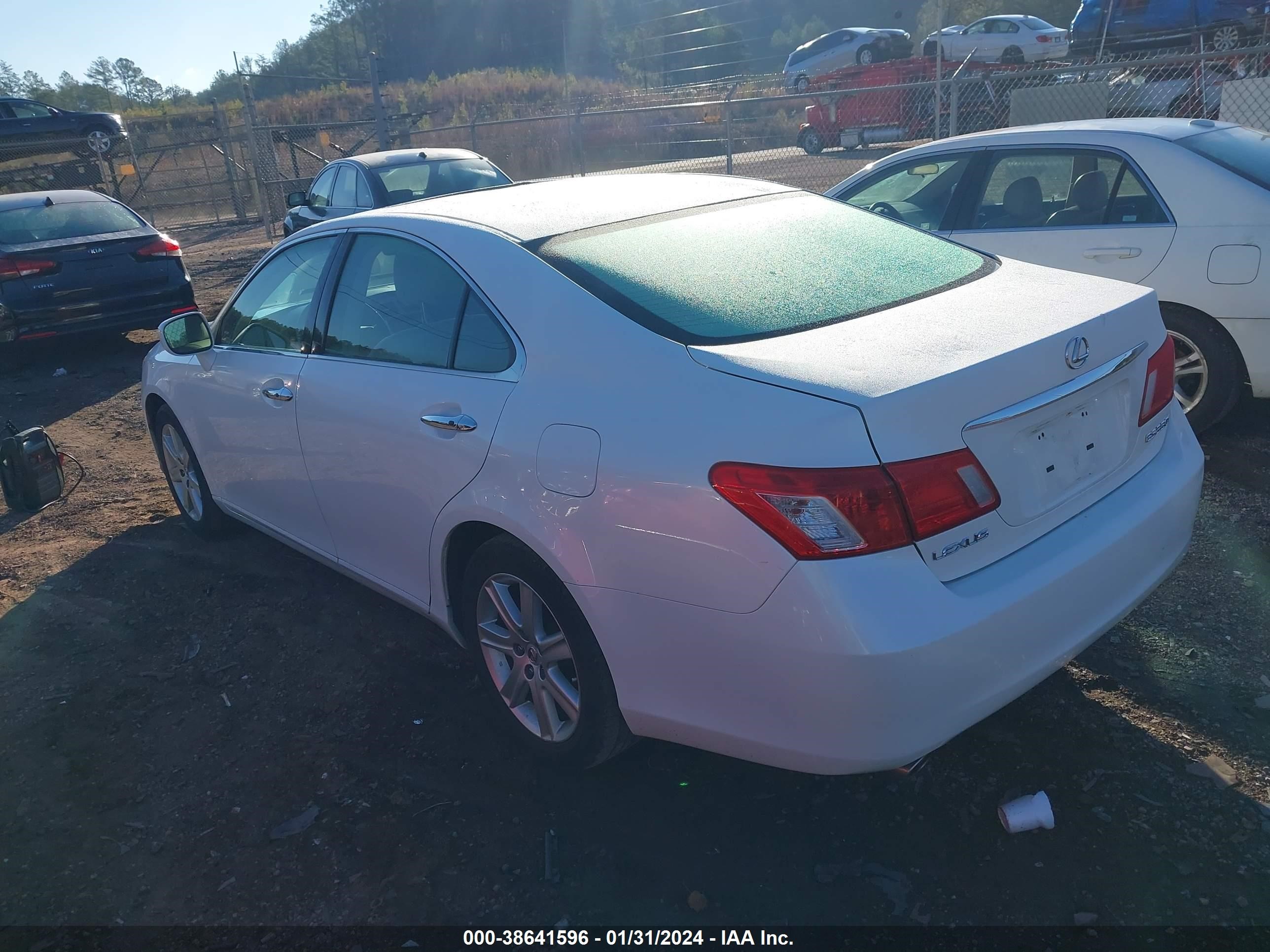 Photo 2 VIN: JTHBJ46G372007944 - LEXUS ES 