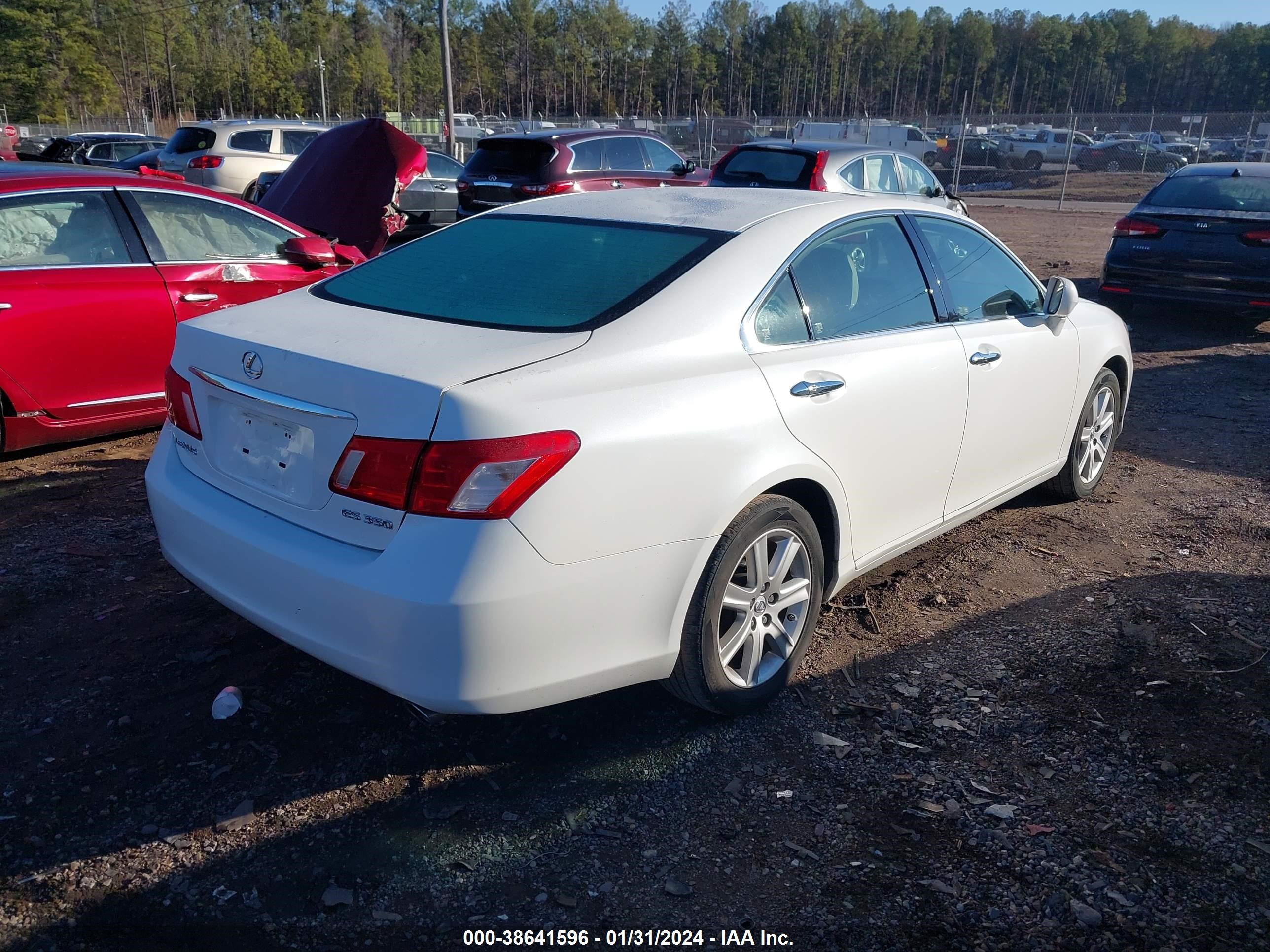 Photo 3 VIN: JTHBJ46G372007944 - LEXUS ES 