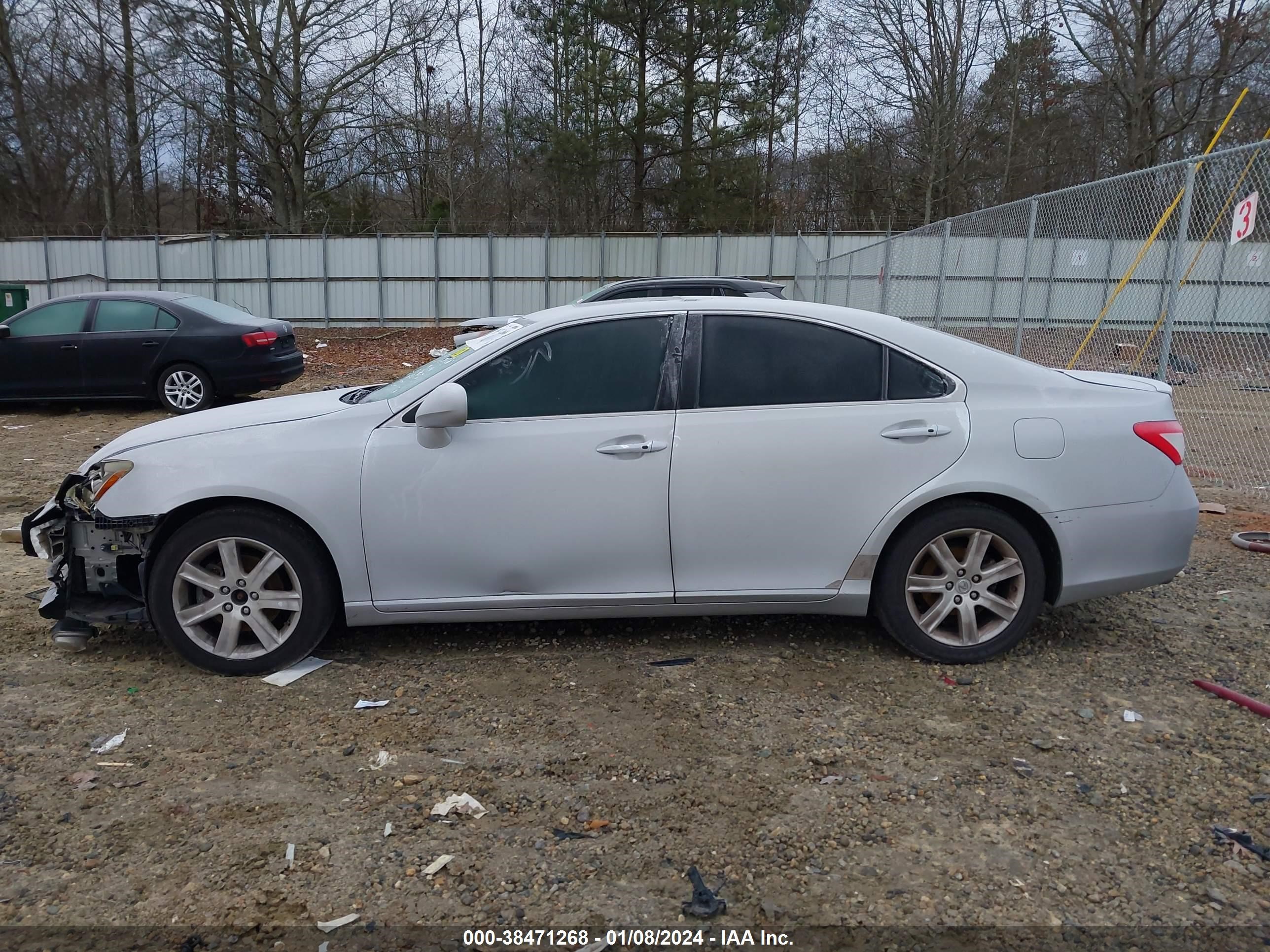 Photo 13 VIN: JTHBJ46G372030530 - LEXUS ES 