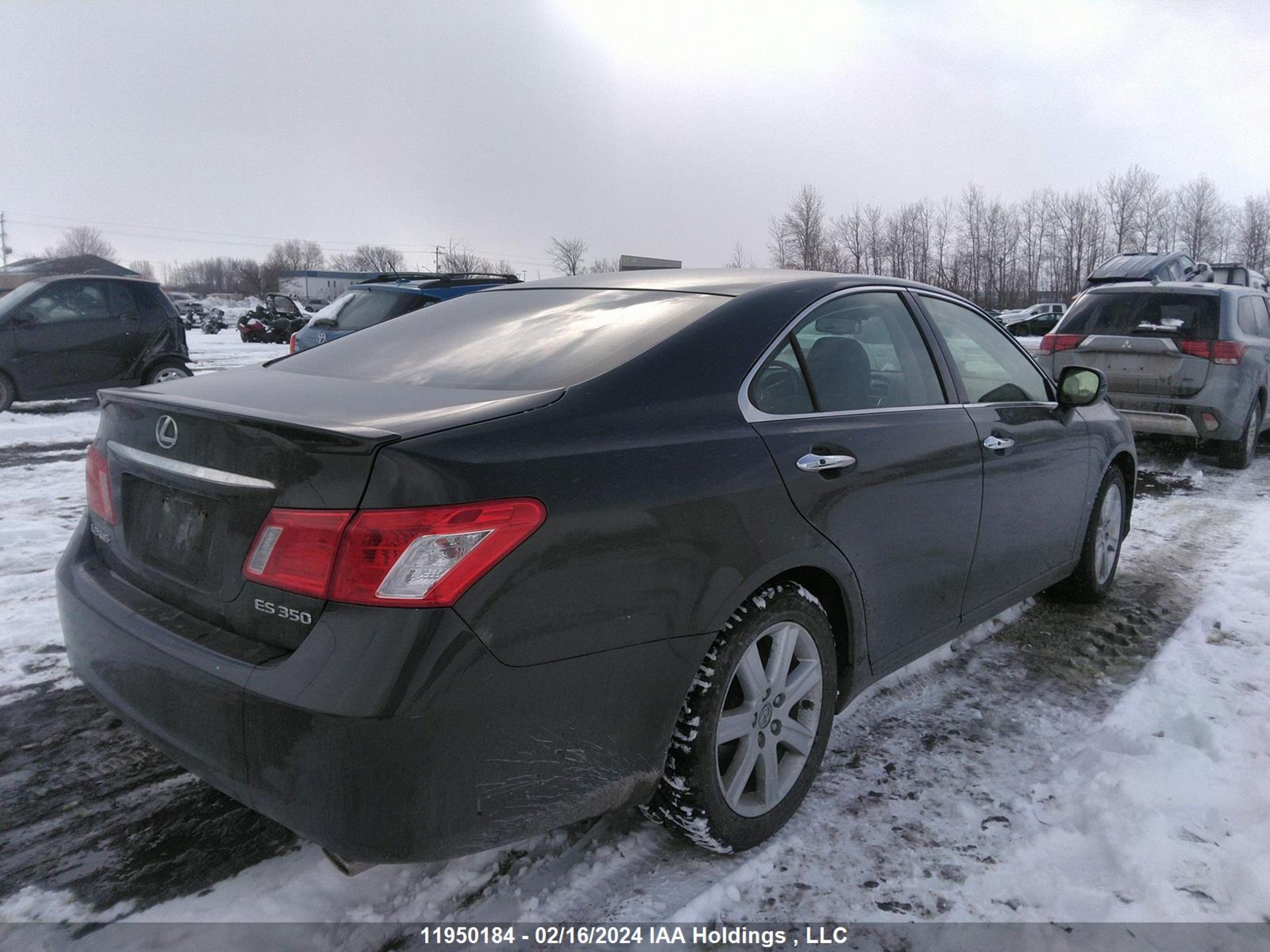 Photo 3 VIN: JTHBJ46G372040622 - LEXUS ES 